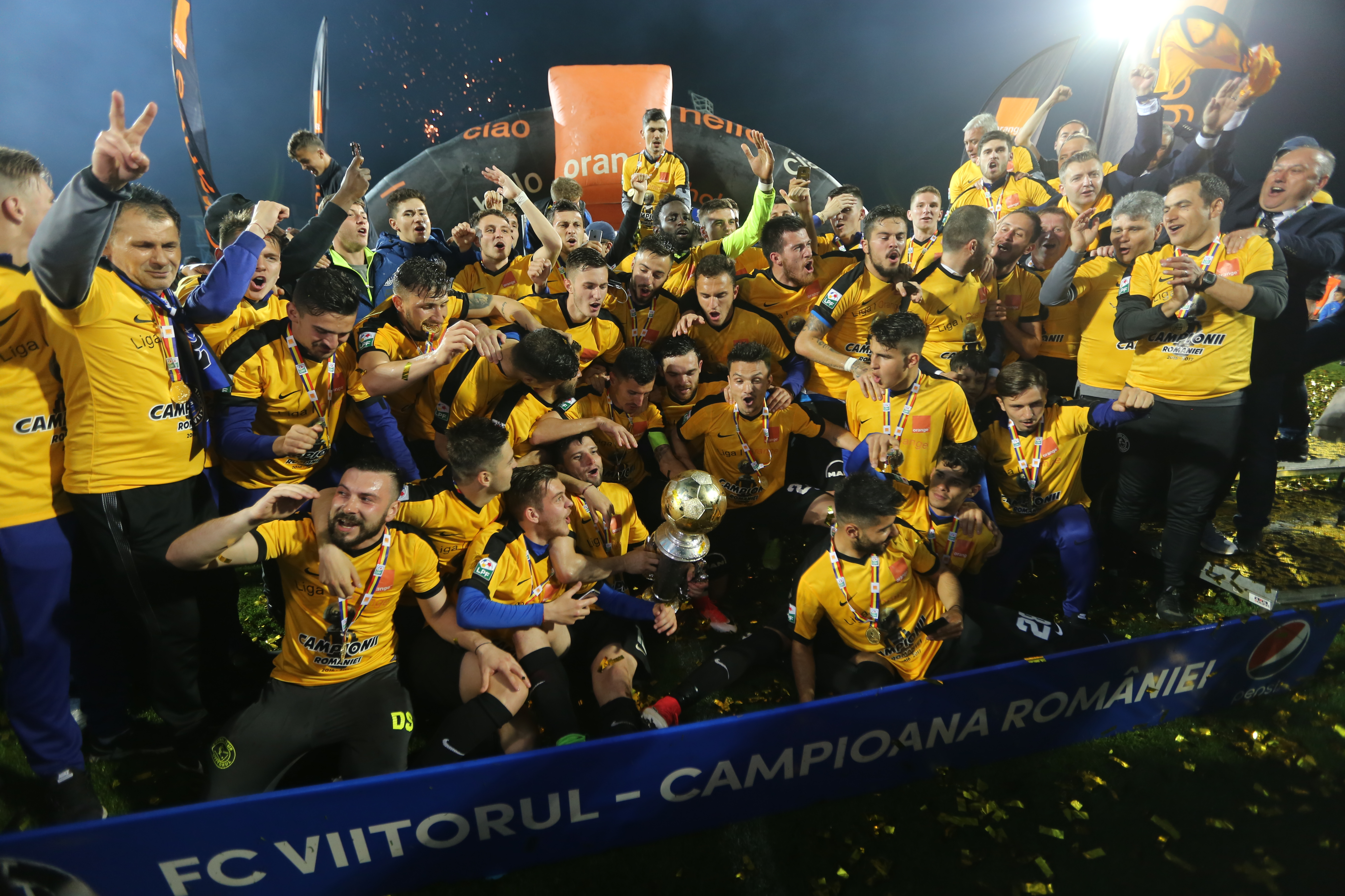 Liga 1, play-off, ultima etapă: Viitorul - CFR Cluj, FCSB - CSU Craiova, Dinamo - Astra. Lacrima lui Ovidiu! Hagi plânge de bucurie, după primul titlu din carieră! Viitorul Constanța, noua campioană!!! / LIVE BLOG