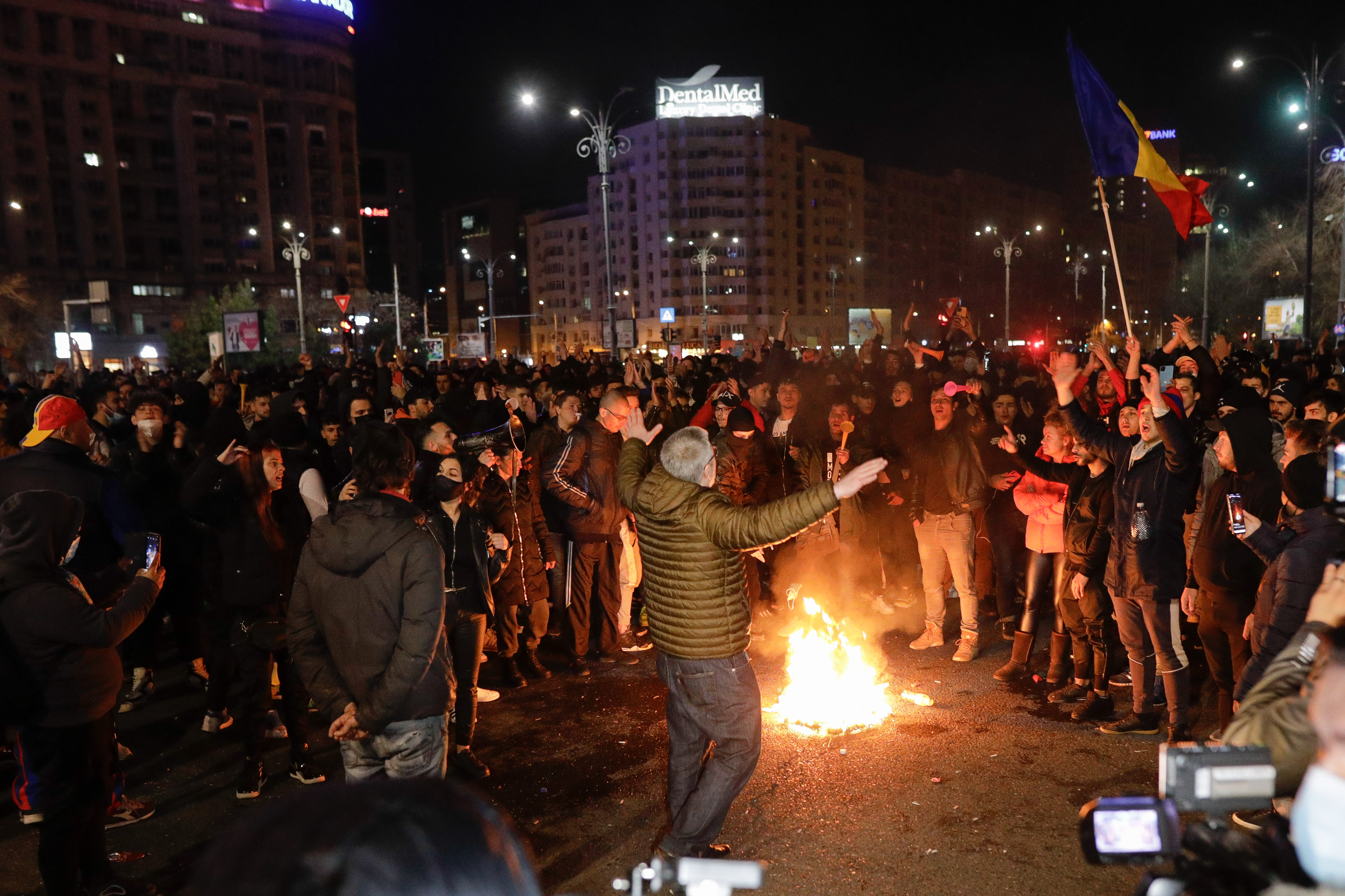 Bilanțul protestelor violente anti-restricții din București: 188 de oameni audiați. Au fost date amenzi de peste 200 de mii de lei