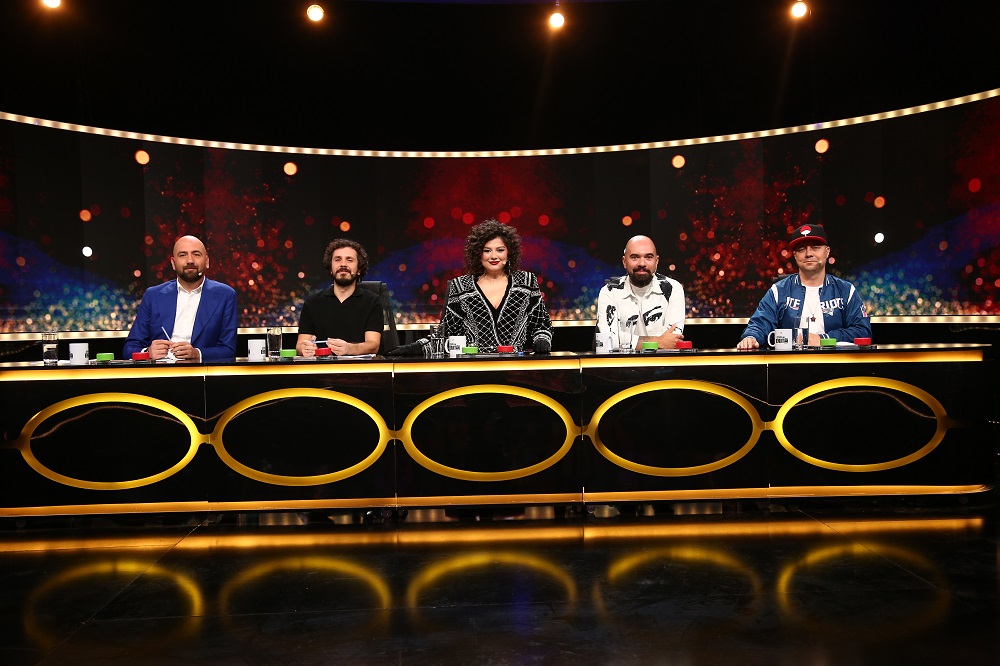 Alexandru Minculescu, invitat special la „Stand-Up Revolution”: „Omul, când a văzut circul ăsta, a venit din prima, direct”