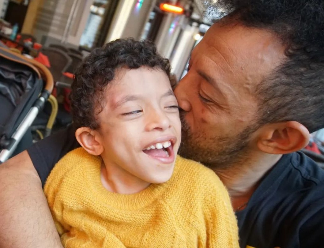 Ce face Kamara cu banii câștigați la Survivor România. „Mie îmi este de ajuns să stau și într-o garsonieră, nu mă interesează”