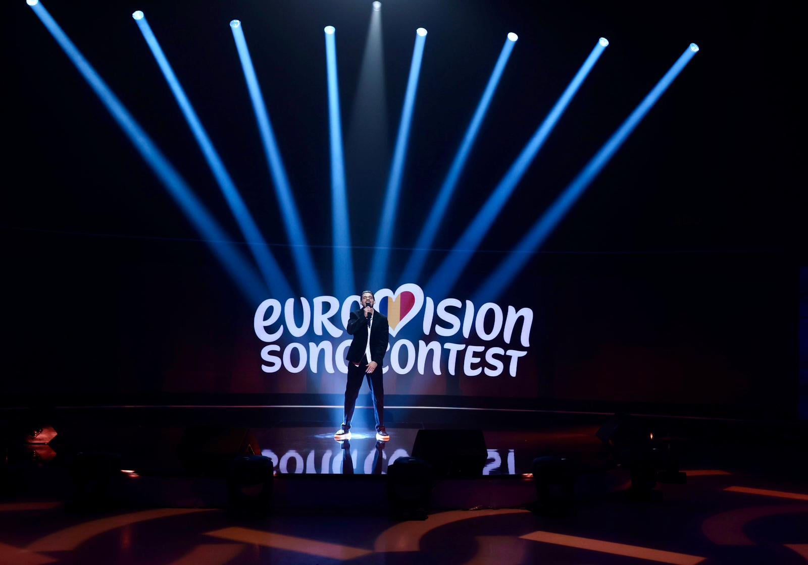 Cum sună melodia care l-ar putea duce pe Antonio Pican în finala internațională Eurovision 2026 de la Viena: „Humans”