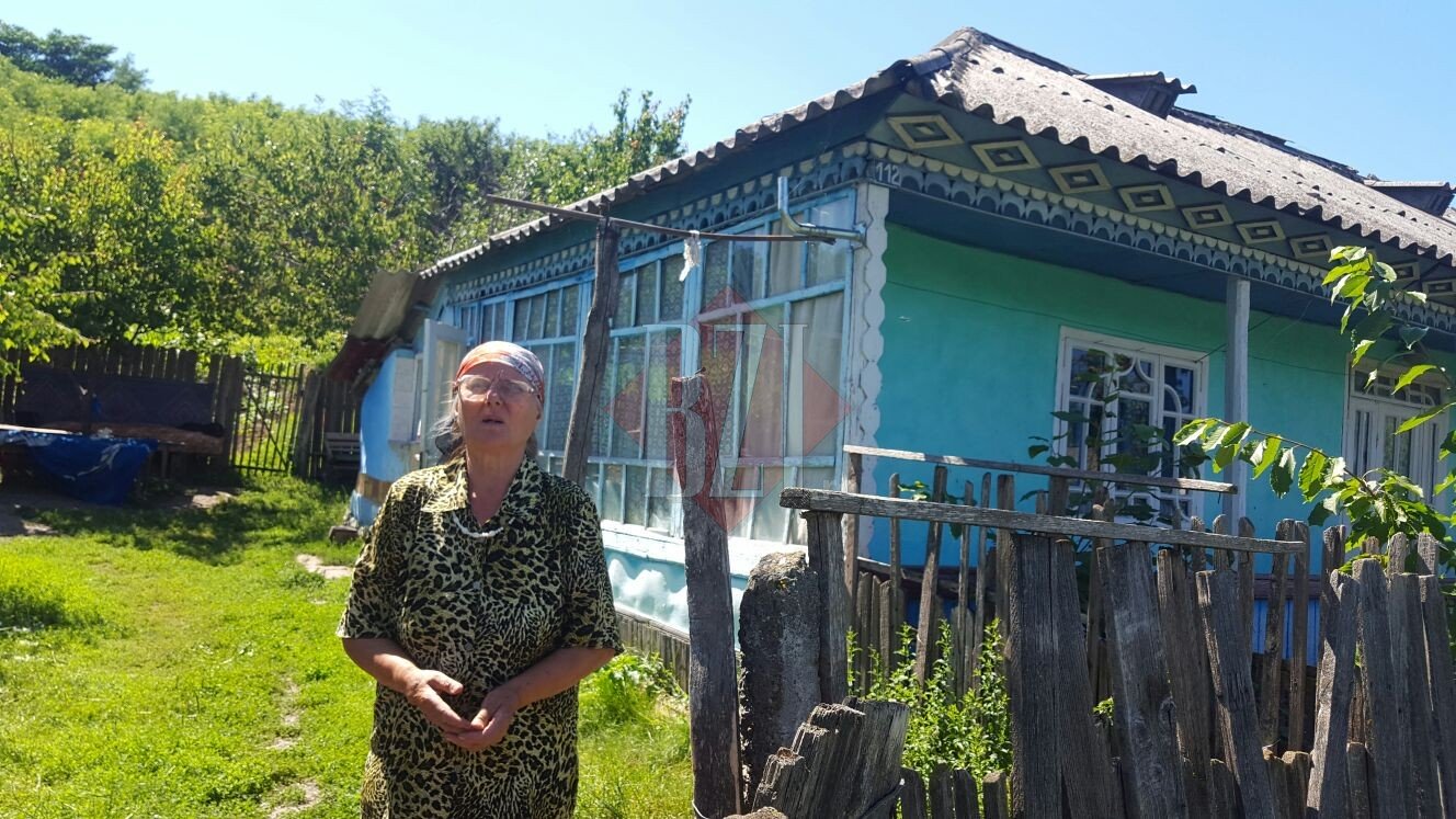 O fetiță și-a văzut mama murind. Femeia a fost omorâtă în bătaie
