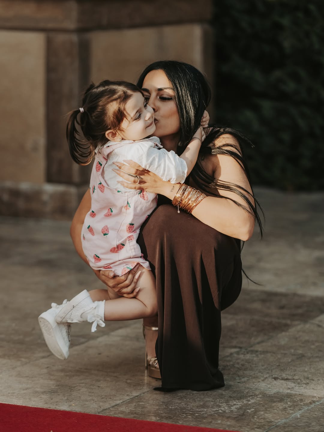 Imagini rare cu copiii vedetelor de la Insula Iubirii. Cum arată acum foștii concurenți în ipostaze de familie