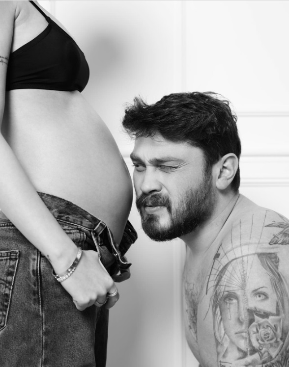 Ana Baniciu e însărcinată: „Familia noastră se împlinește”. Primele imagini cu burtica de gravidă