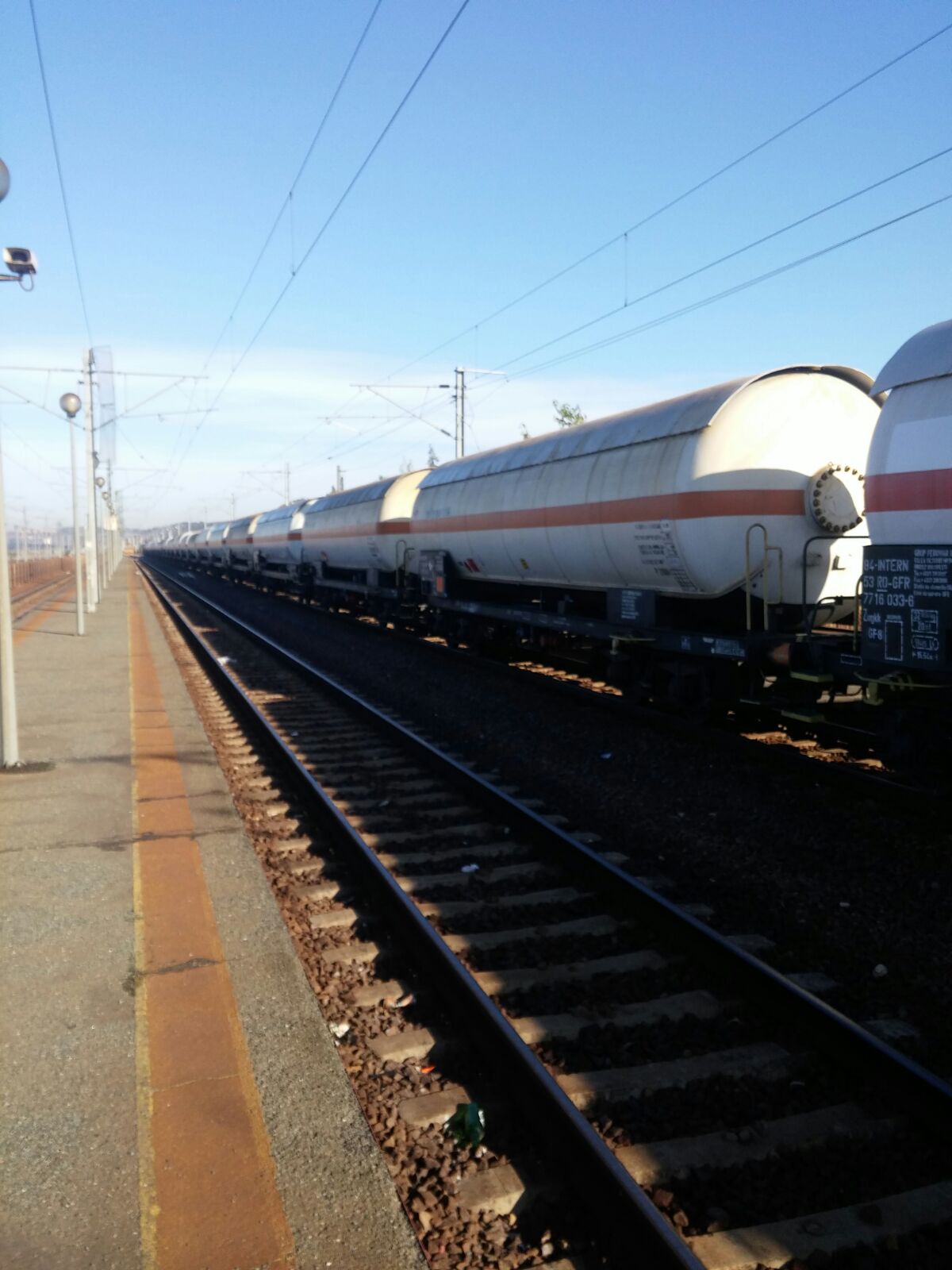 Pericol de explozie în județul Constanța. Sunt scurgeri de gaz într-un tren