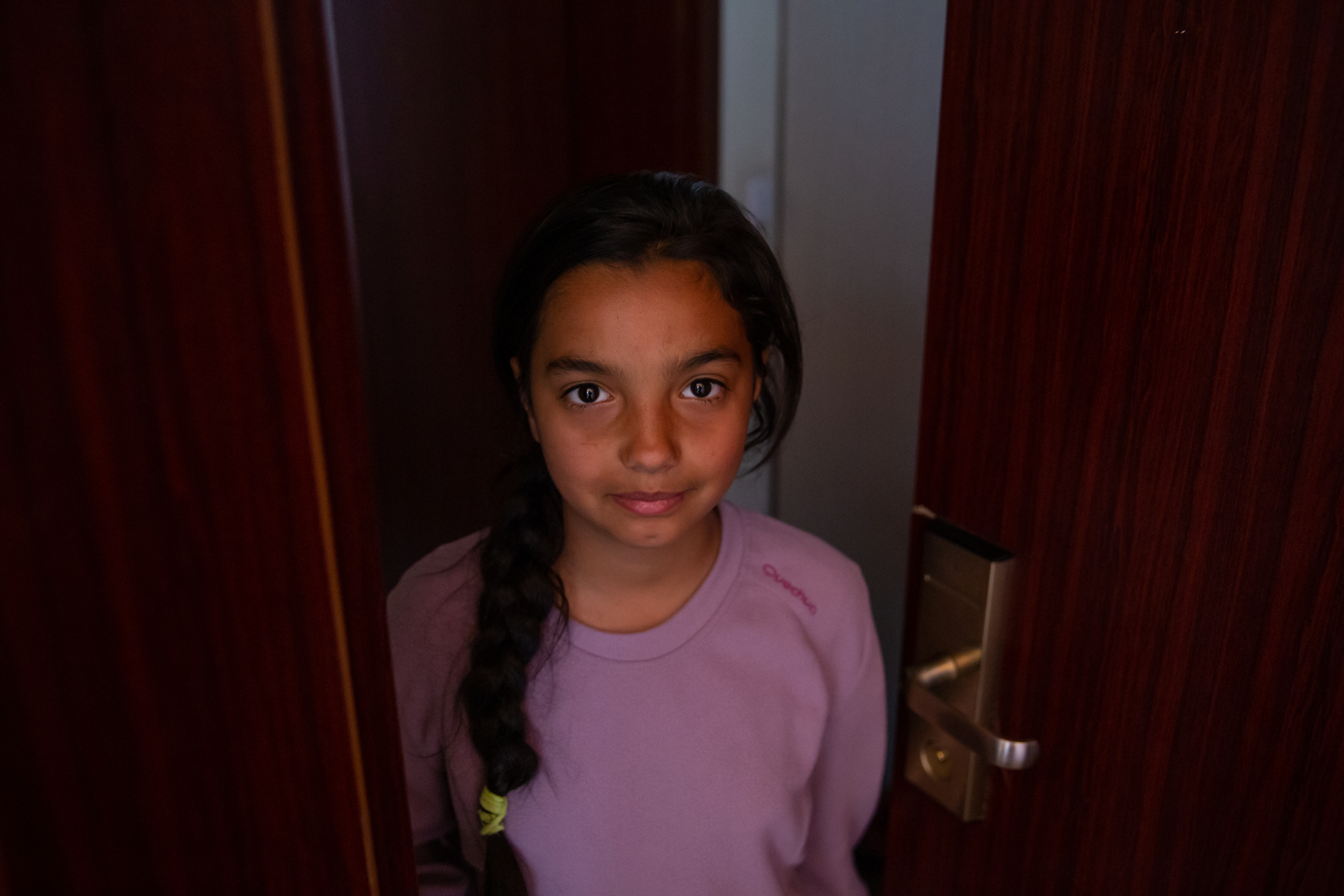 Săptămâna Patimilor și recunoștința oamenilor rămași fără case la Azuga: Îi mulțumesc Domnului că i-a lăsat în viață și domnului Vlad că i-a primit în pensiunea lui