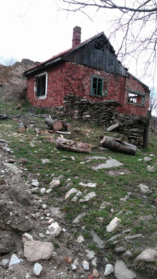 Lindenfeld, un sat fantomă din inima Semenicului, a devenit atracţie turistică! GALERIE FOTO
