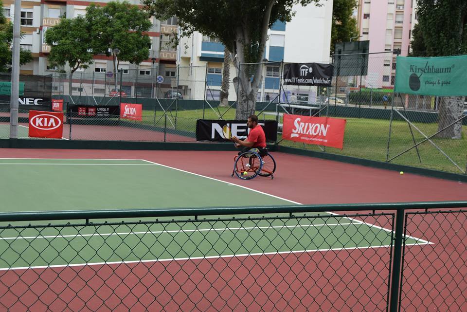 Un jucător de tenis face istorie pentru România. Pe locul 172 în lume, dintr-un scaun rulant. Un accident de mașină i-a schimbat viața / FOTO