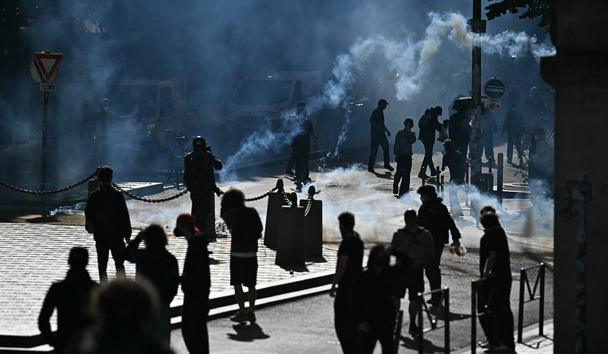 Studenții francezi continuă protestele în Franța