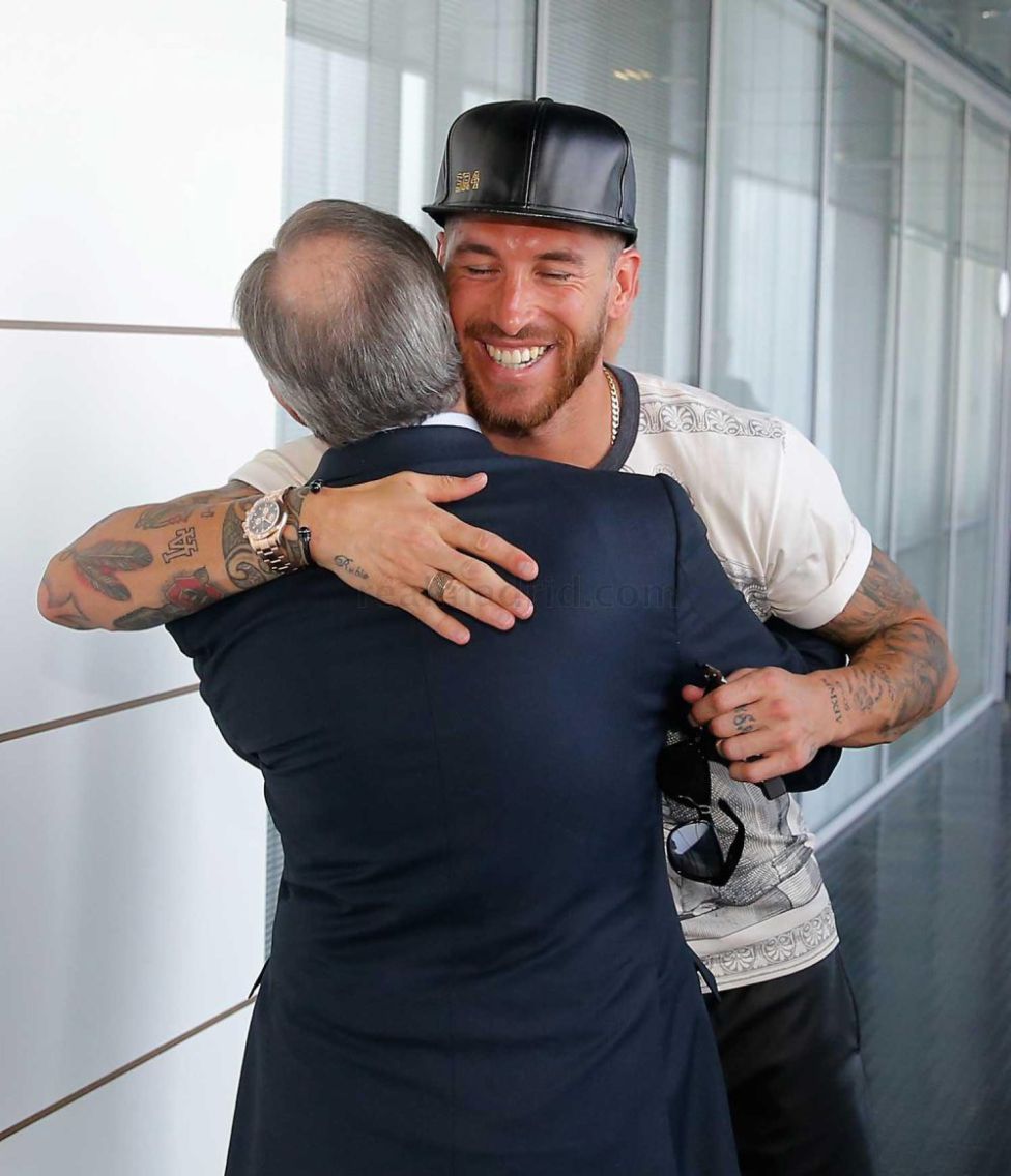S-a reunit Real Madrid! Fotografii din vestiarul ”galacticilor”! GALERIE FOTO