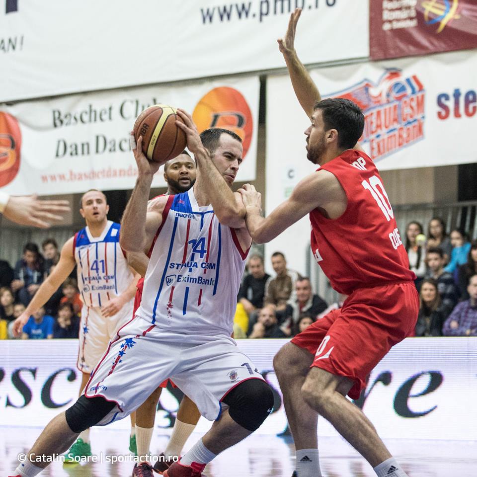 CSM Oradea, în Final Four: a scos Steaua! Celelalte ”sferturi”. Scandal cu galeria / FOTO
