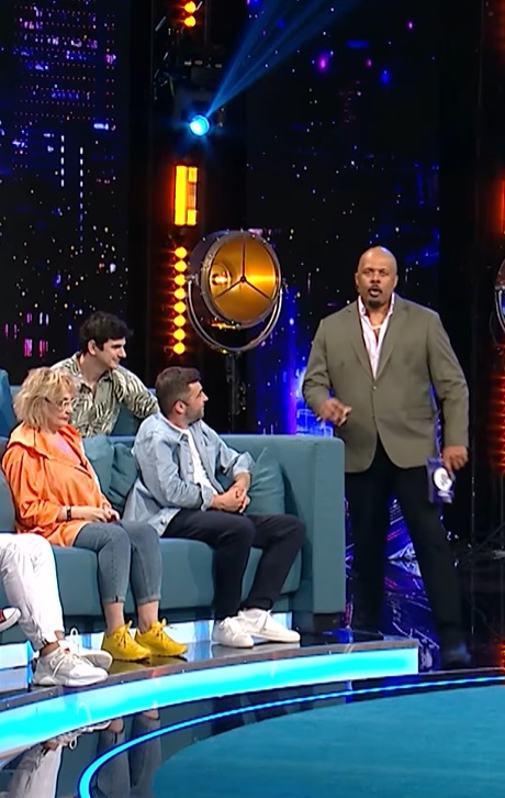 Mihaela Tatu a semnat cu Pro TV după ce a plecat de la Antena 1. În ce emisiune apare și cum s-a îmbrăcat: „Ne vedem de la 21.30”
