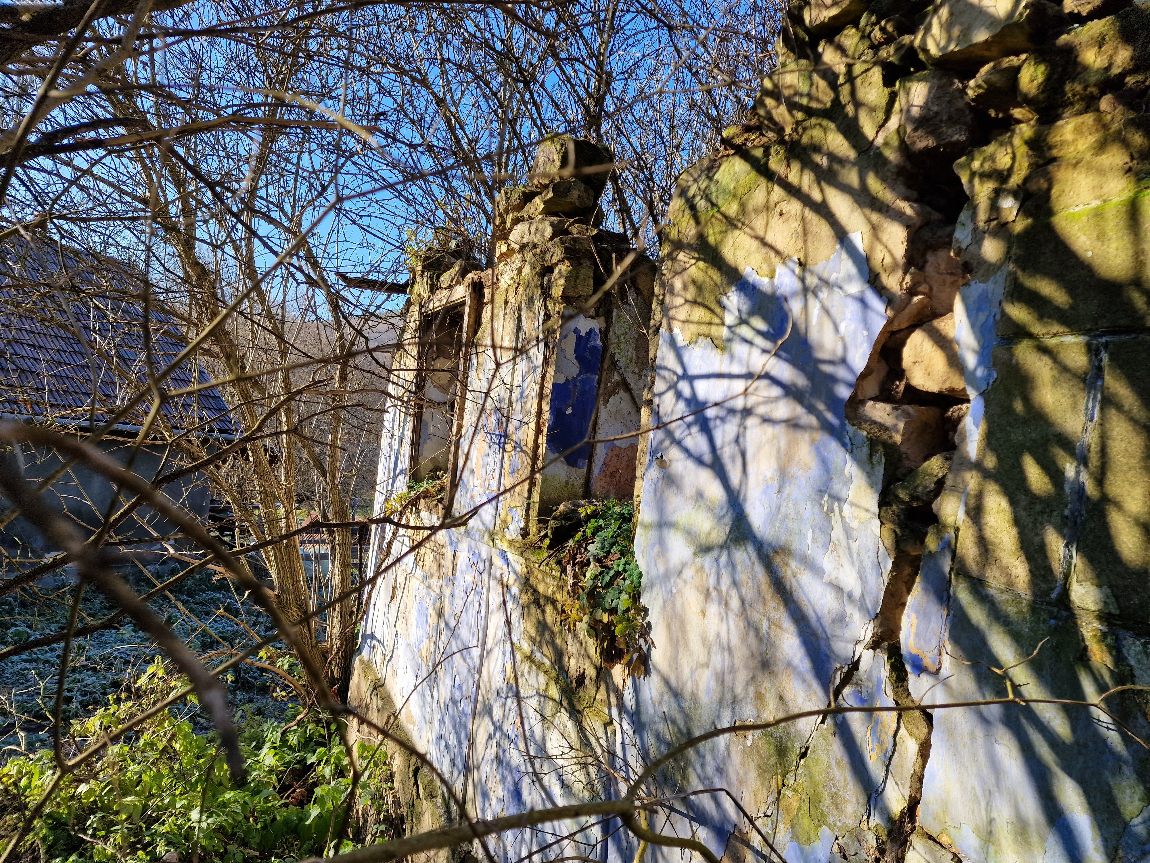 REPORTAJ. Problemele unui antreprenor întors acasă: „Cei de la ISU m-au întrebat: «Dar plan de evacuare cădere meteoriți aveţi?» Glumeau sau nu?”
