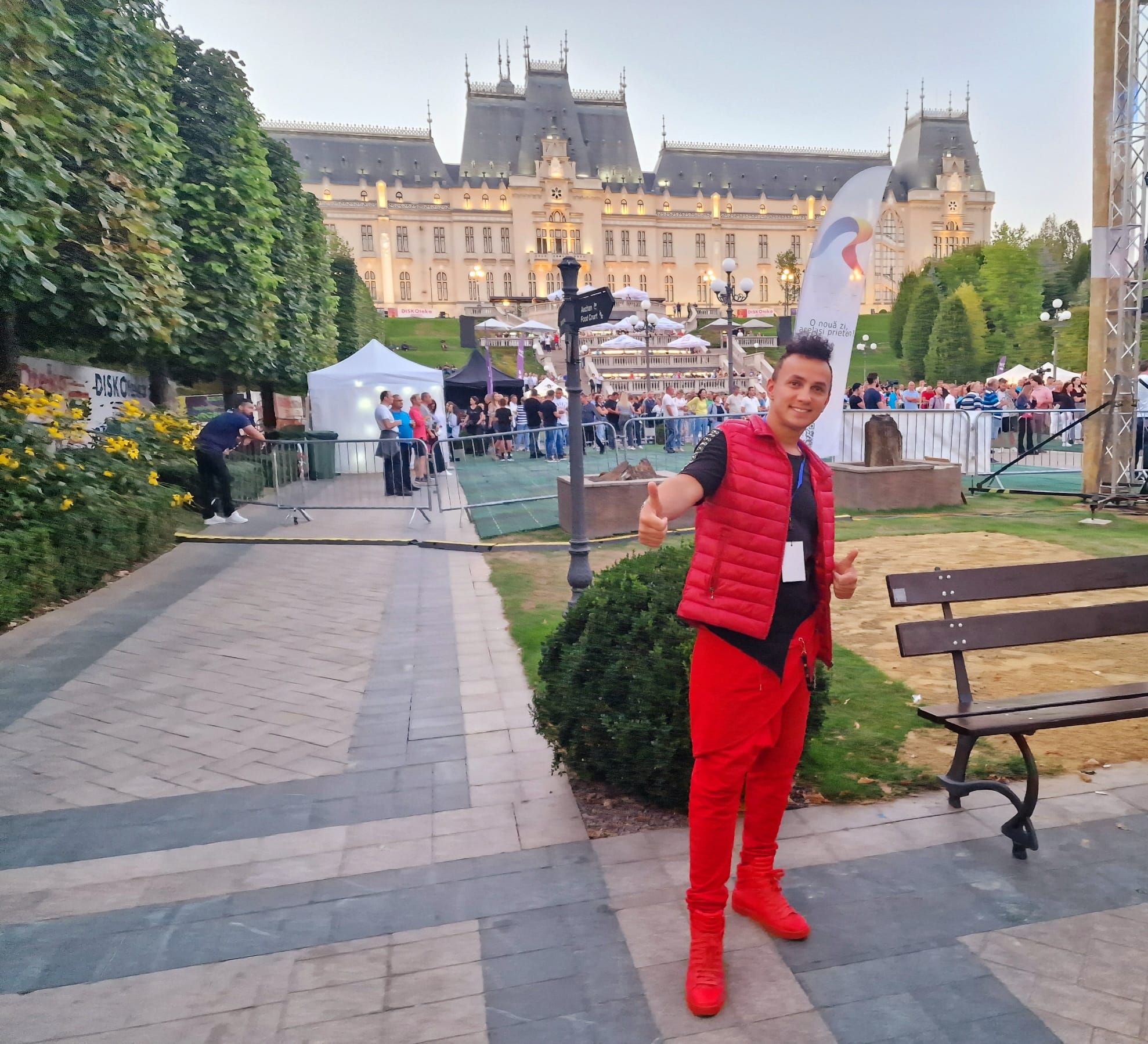 Mihai Trăistariu vrea să participe din nou la Eurovision, însă cu un look spectaculos. „Extravaganța câștigă, trebuie să șochez”