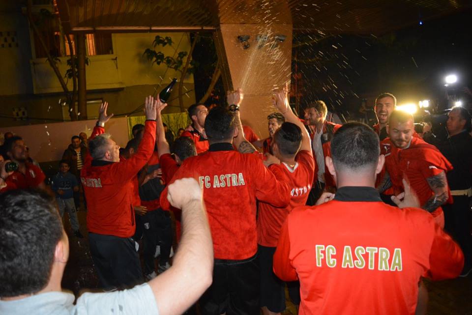 A început fiesta la Giurgiu! Prima reacție a lui Șumudică: ”Este extraordinar! Am practicat cel mai frumos fotbal” FOTO&VIDEO