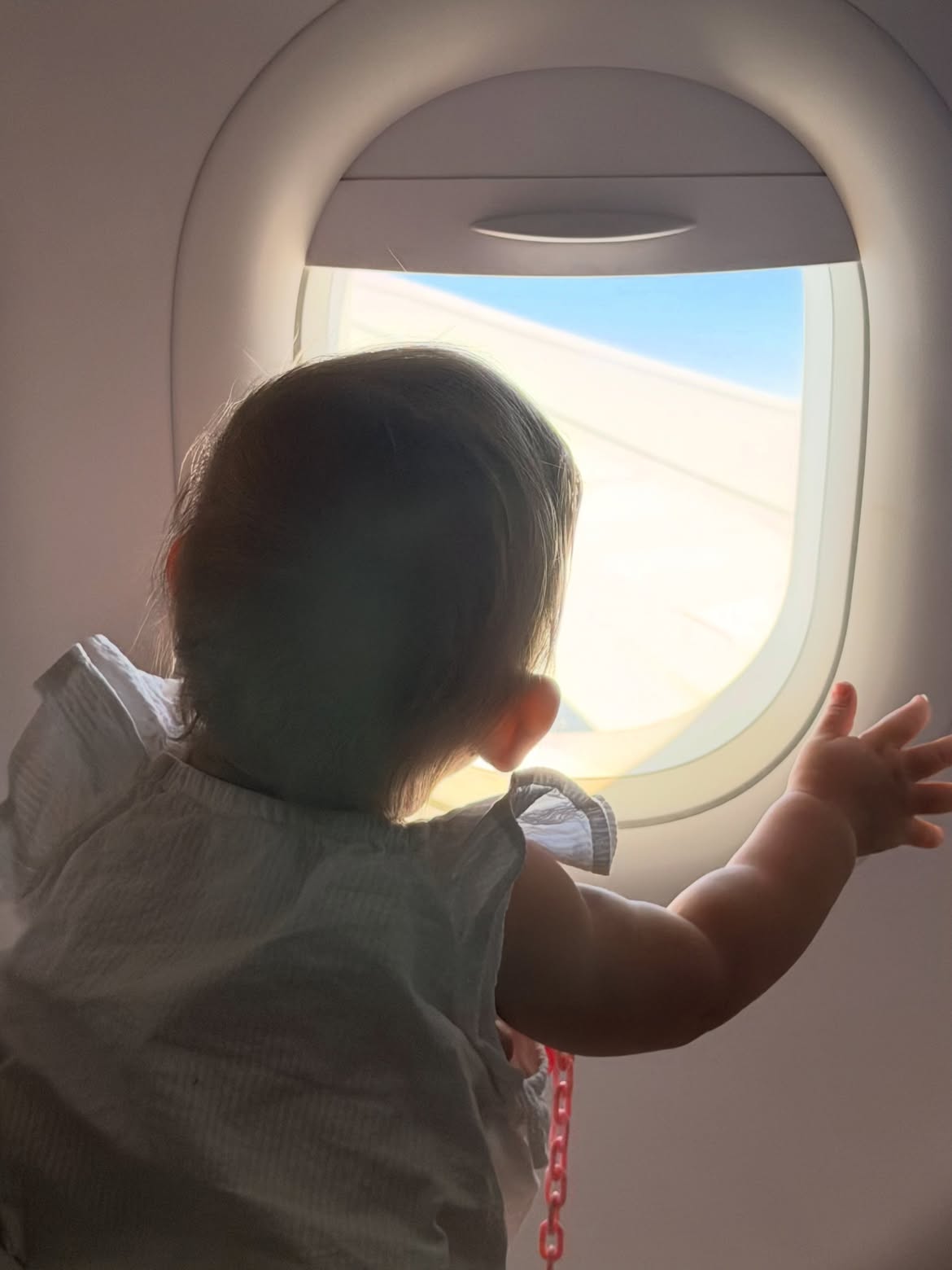 Emily Burghelea a părăsit România alături de familie: „Ne mutăm în altă țară”