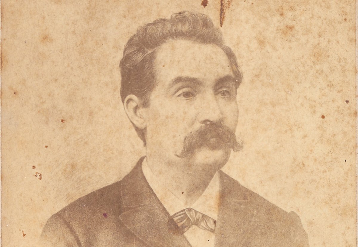 Mesajul viral al lui Dan Negru la 175 de ani de la nașterea lui Mihai Eminescu: „Am descoperit un loc prea puțin cunoscut de români în Paris!”