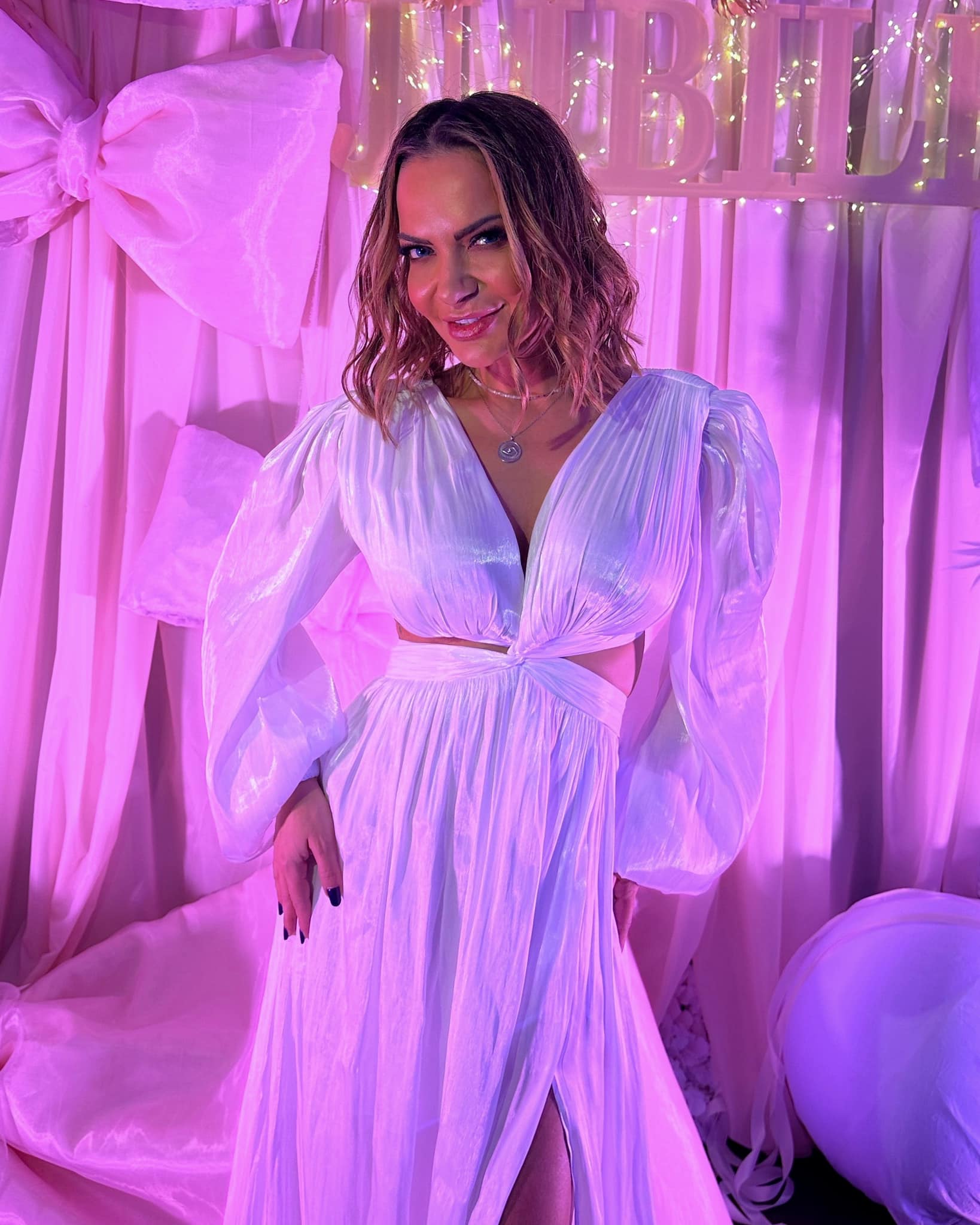 Cine a convins-o pe Andreea Antonescu să pozeze nud la 18 ani. A primit 30.000 de euro pentru pictorialul din Playboy