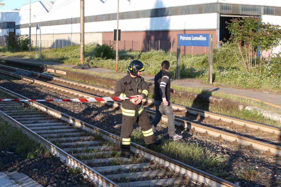 UPDATE: Tragedii în lanț: 15 tineri răniți în drum spre înmormântarea unei voleibaliste românce. Fata a fost călcată de tren sub ochii iubitului