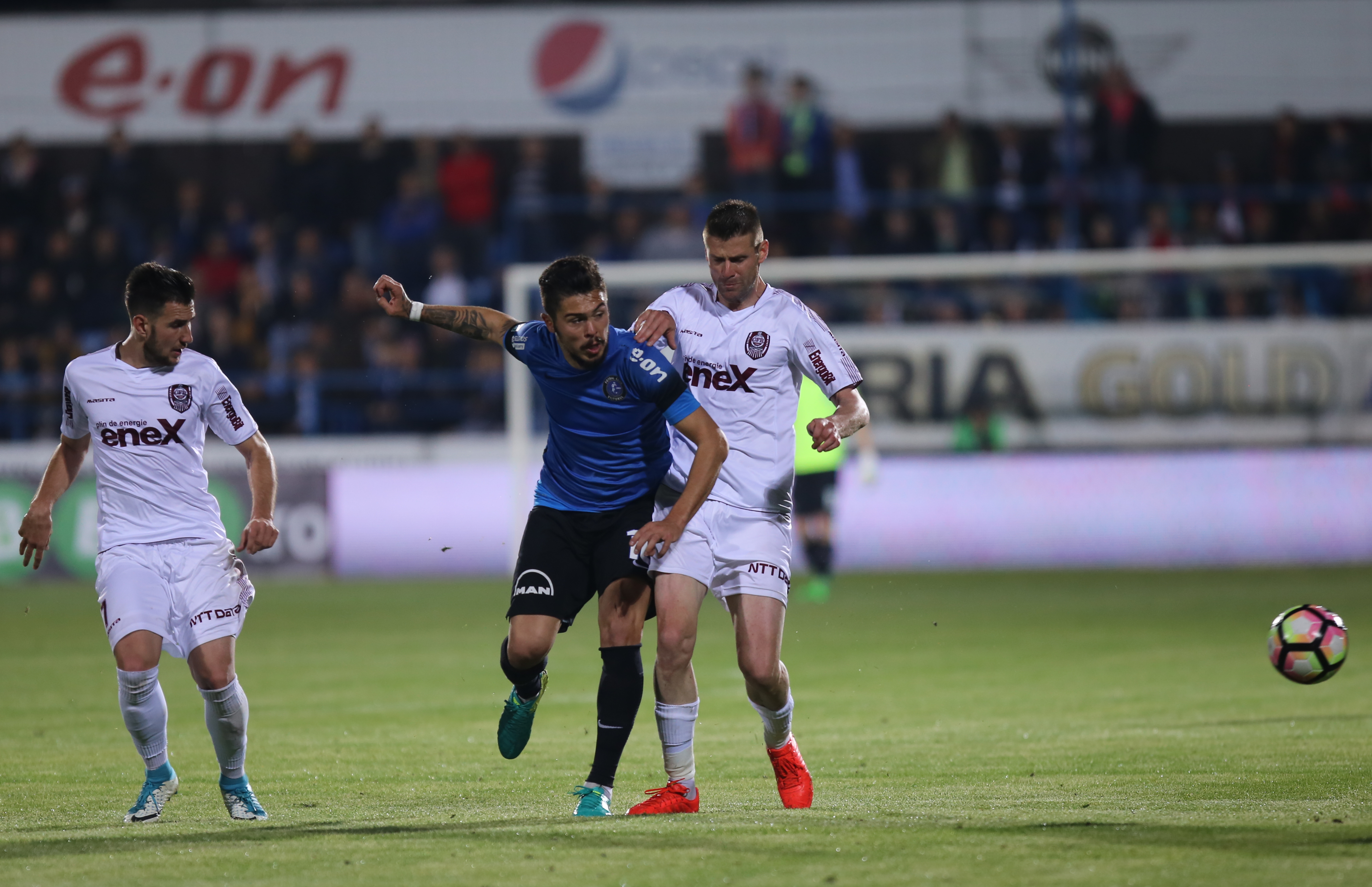 Liga 1, play-off, ultima etapă: Viitorul - CFR Cluj 1-0. Hagi va primi lovitura decisivă de la finul Becali: ”În 35 de zile, titlul va fi al nostru”! LIVE BLOG & GALERIE FOTO