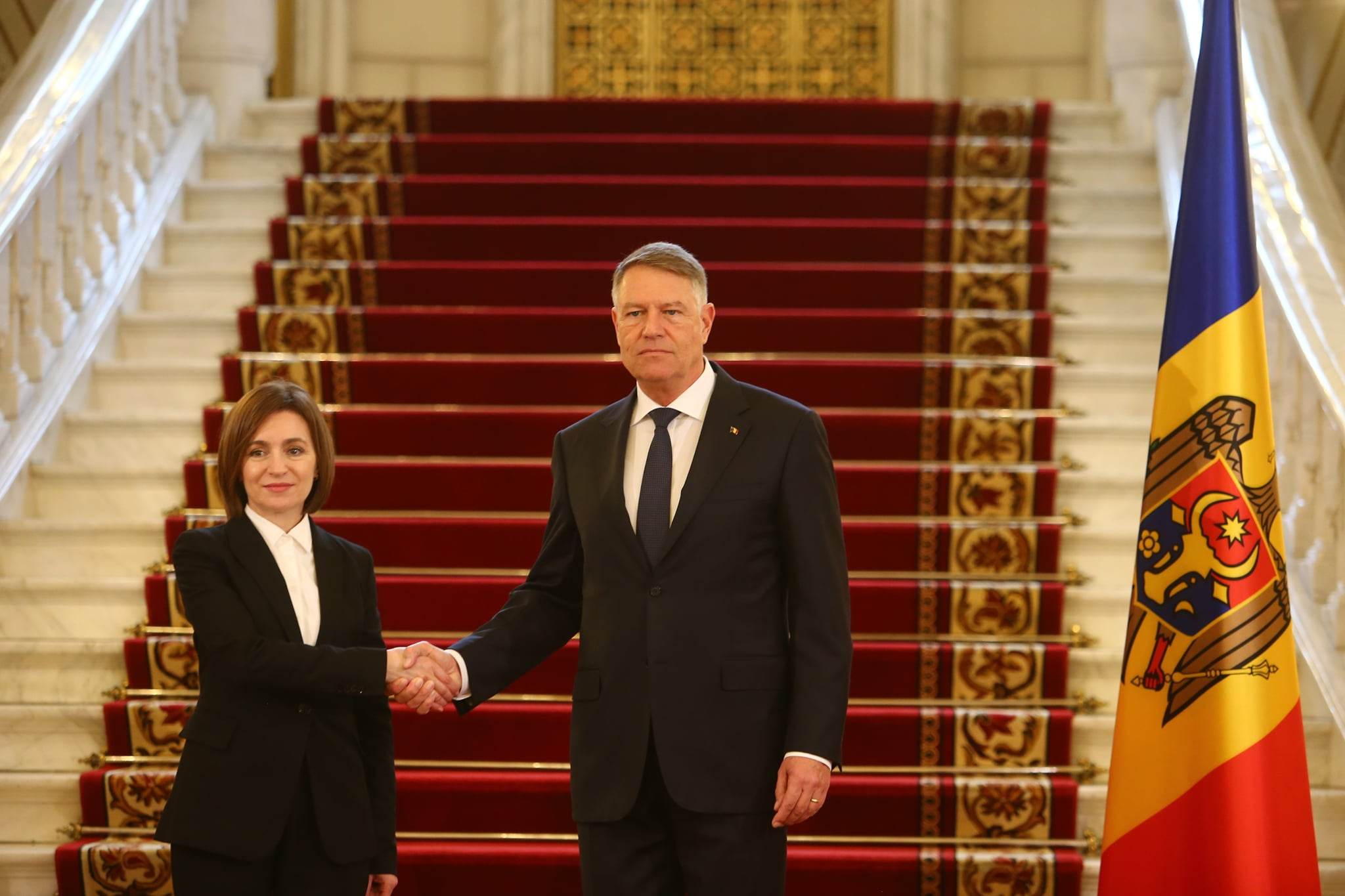 VIDEO: Klaus Iohannis și Maia Sandu, declarații comune după întâlnirea de la Cotroceni. „Parcurgem crize de proporții istorice”