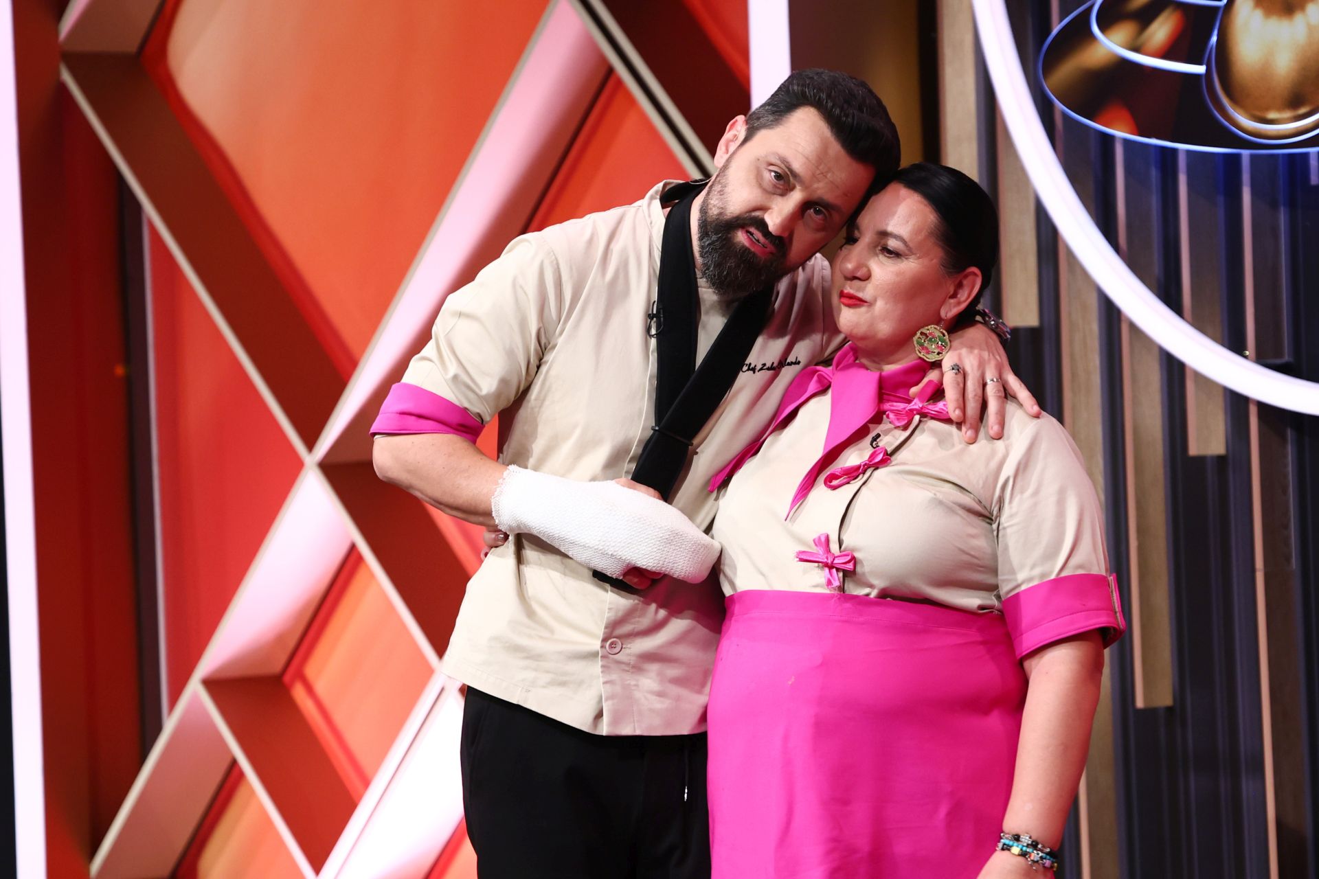 Surpriză la „Chefi la cuțite”! O concurentă eliminată, iar Chef Richard revine cu trei noi participanți