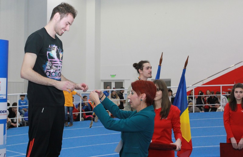 Sergiu Caciuriac a cucerit primul titlu național la seniori. Premiat de mama lui / FOTO
