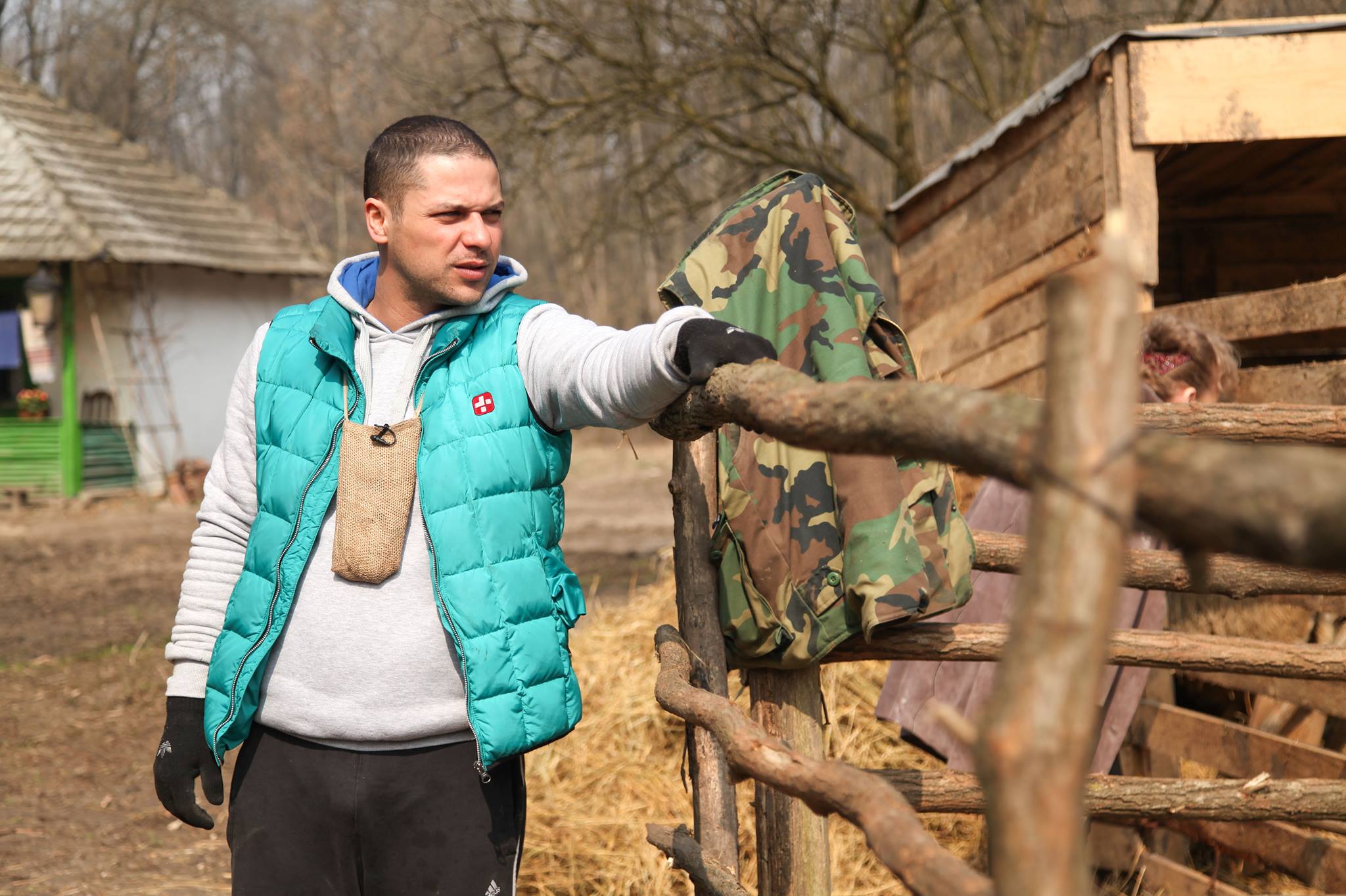 Ce s-a întâmplat cu Augustin Viziru la filmările pentru serialul „Tătuțu’”: „Era să-mi rup dinții”