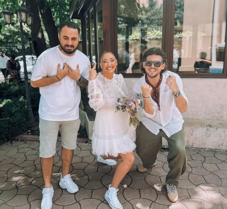 Ilona Brezoianu, o mireasă atipică. Cu ce a fost încălțată la propria nuntă: „N-am voce, mă doare tot corpul”