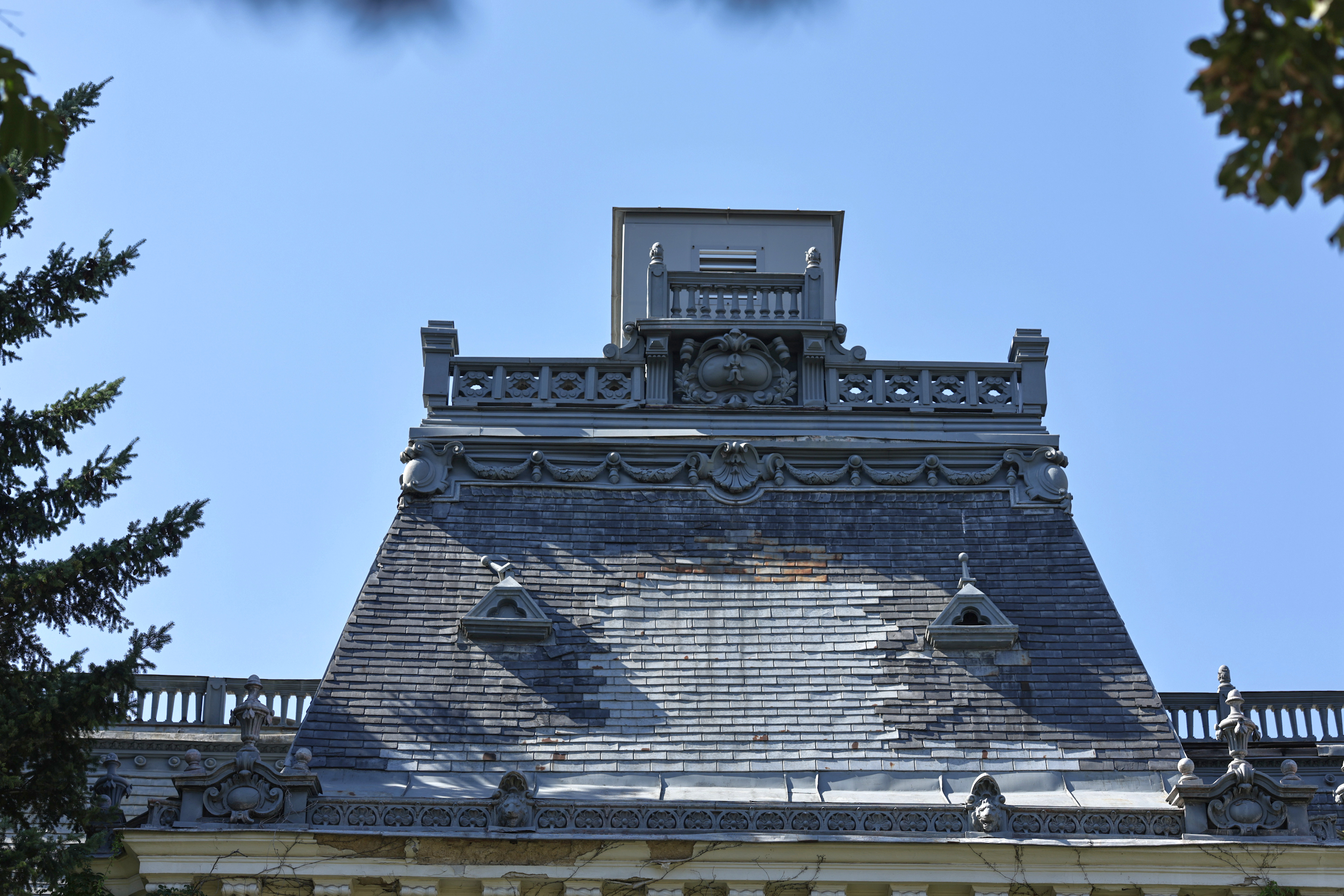 Palatul Maurice Blank