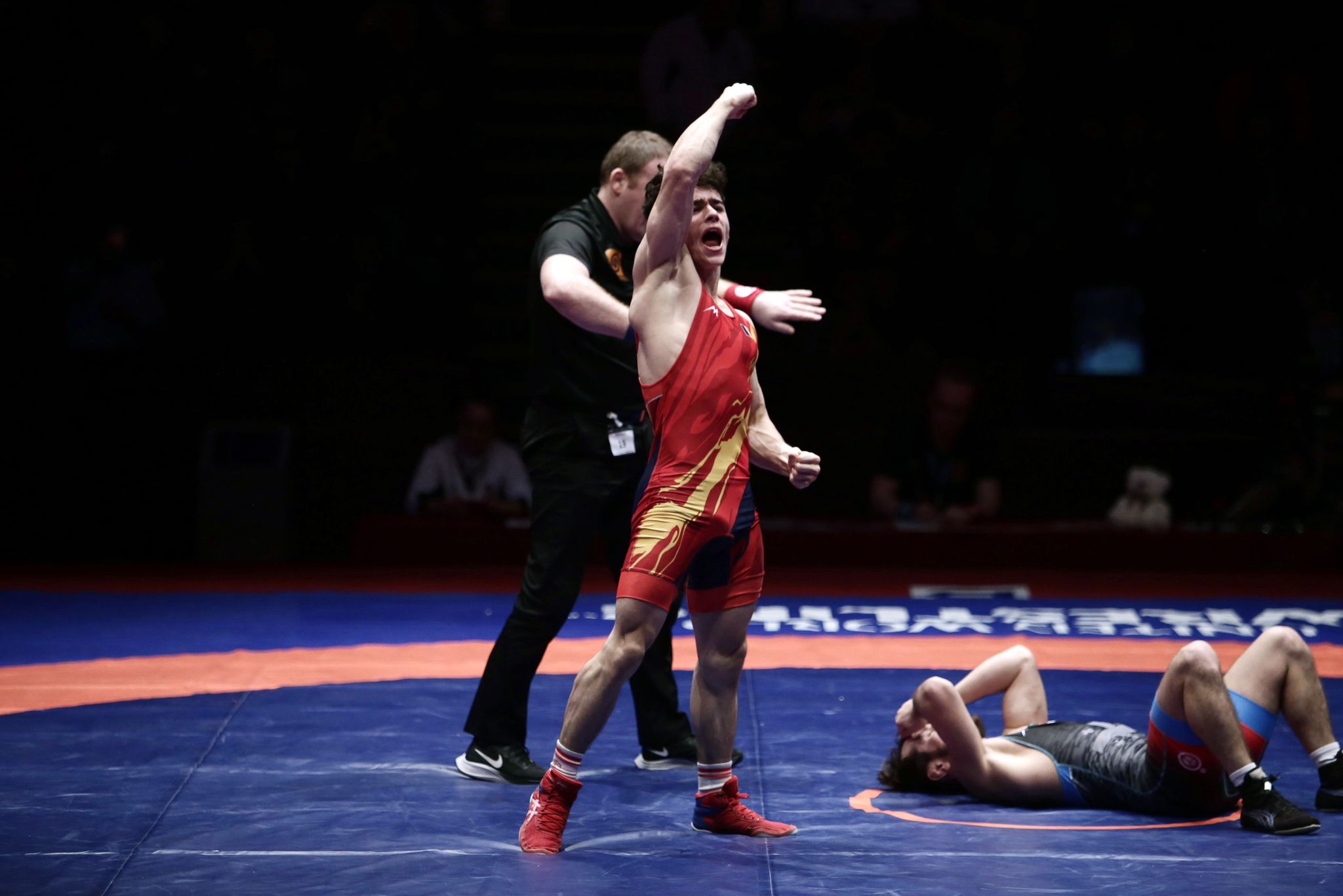 5 medalii pentru tricolori, dintre care un titlu continental, la Campionatul European de Lupte de la București. Fetele, la putere!