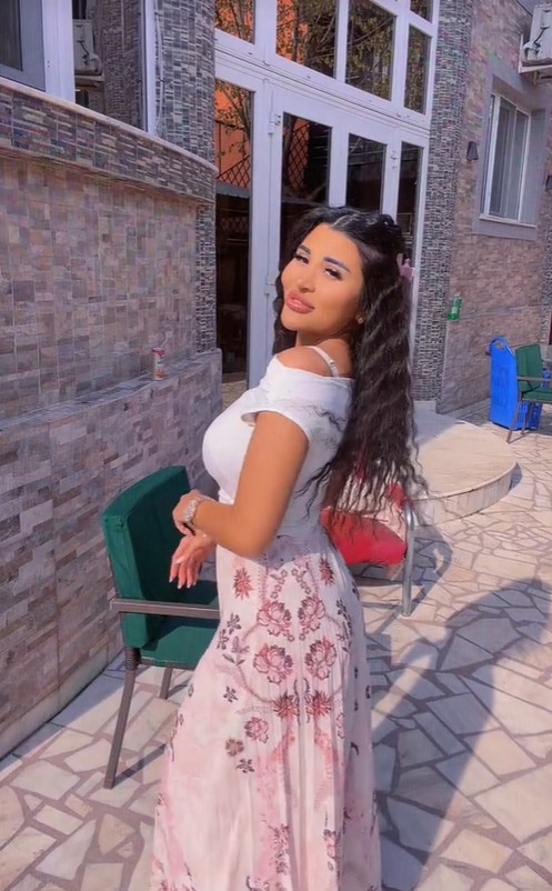 Acasă la Sile Cămătaru. Imagini rare cu vila din Ferentari care arată ca un palat