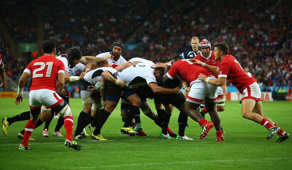 Cupa Mondială de Rugby, ROMÂNIA - CANADA 17-15! Viiictooorieeee! Grămada cere vârf! Nord-americanii au condus cu 15-0, după 45 de minute! Macovei, cu două eseuri pe înaintare, și "americanul" Vlaicu - două transformări, plus o lovitură de pedeapsă decisivă - au întors miraculos rezultatul. Pe o ploaie sâcâitoare, ”stejarii” au strivit ”arțarii. Cea mai tare revenire din istorie! / GALERIE FOTO & VIDEO