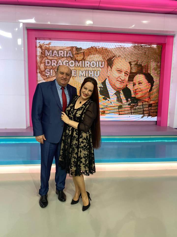 Maria Dragomiroiu împlinește astăzi 70 de ani. Imagini rare cu familia artistei de muzică populară. „Va fi o zi specială”