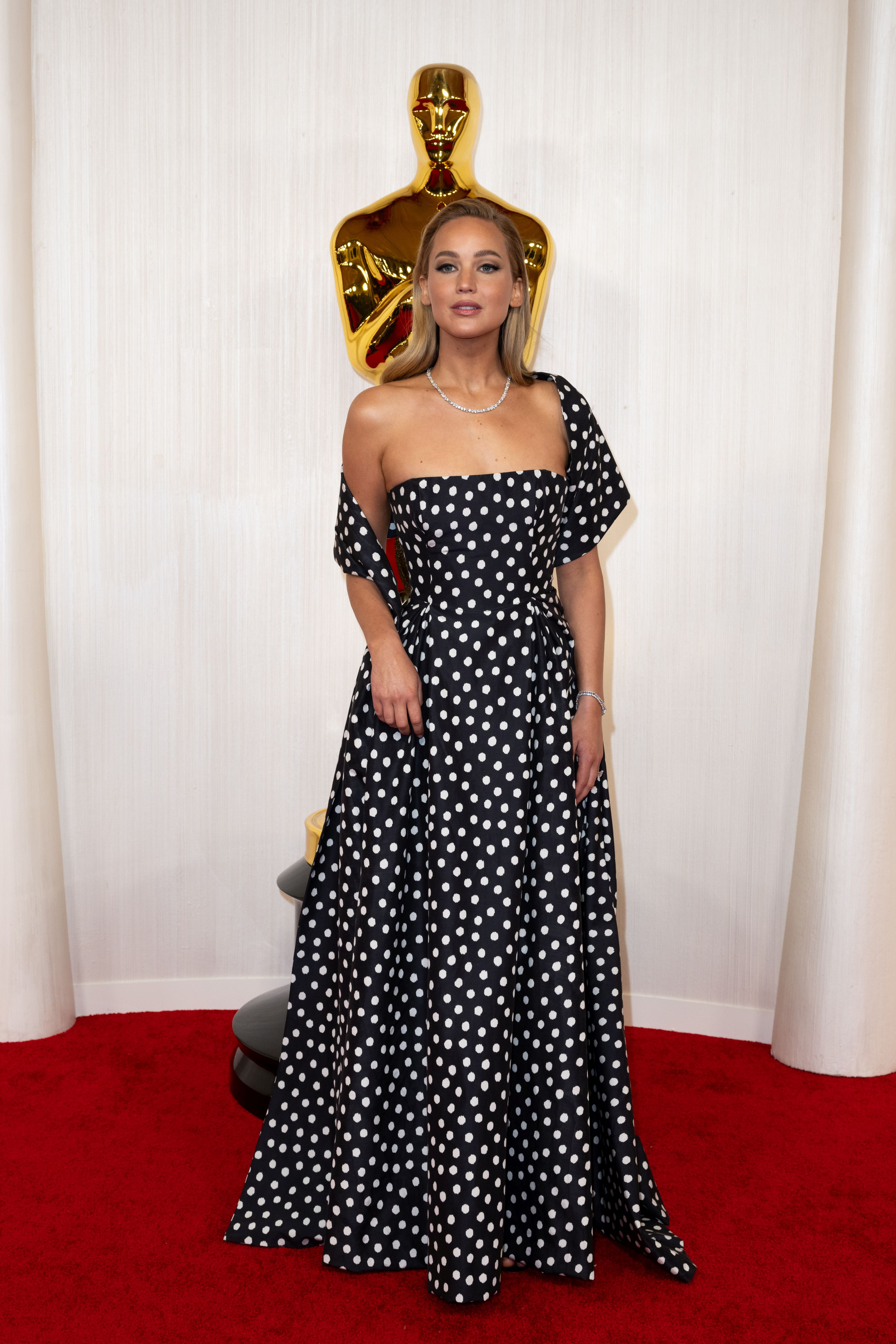 Cele mai frumoase ținute de la Oscar 2024. Carey Mulligan, Eva Longoria, Margot Robbie și Zendaya, în topul favoritelor