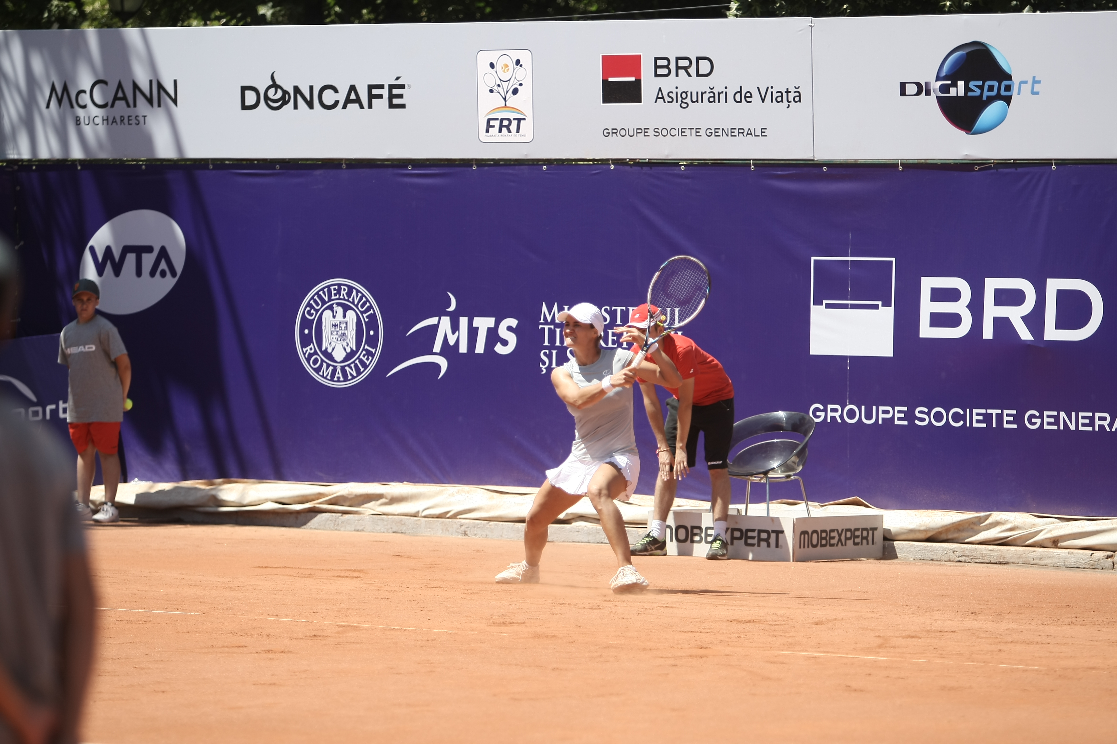 Openul de tenis al României. Halep a pierdut un set la locul 200 WTA, dar a întors scorul ca o campioană! / LIVESCORE și GALERIE FOTO&VIDEO