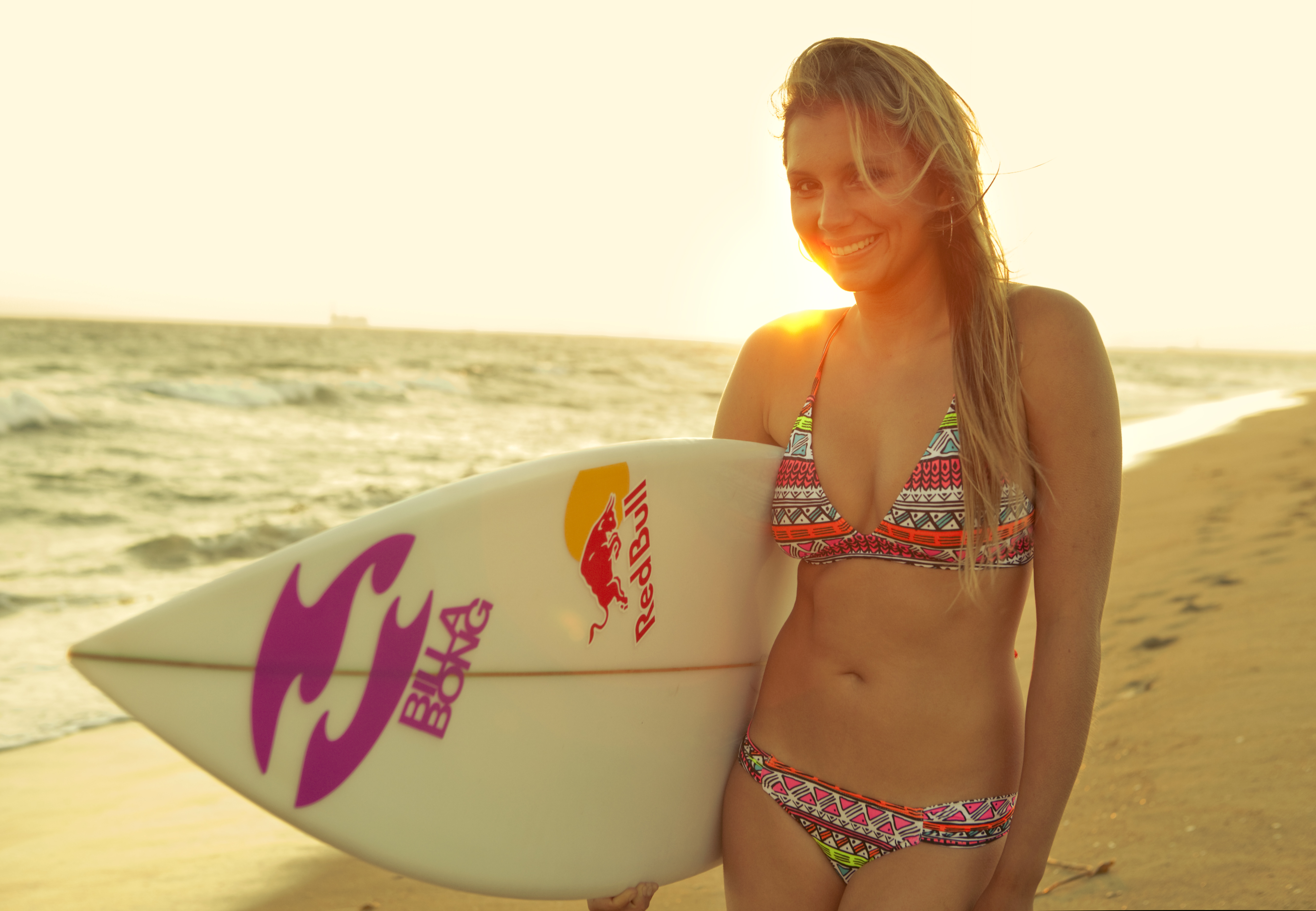 Lululemon - Maya Gabeira é a nova contratada - Bikini Life