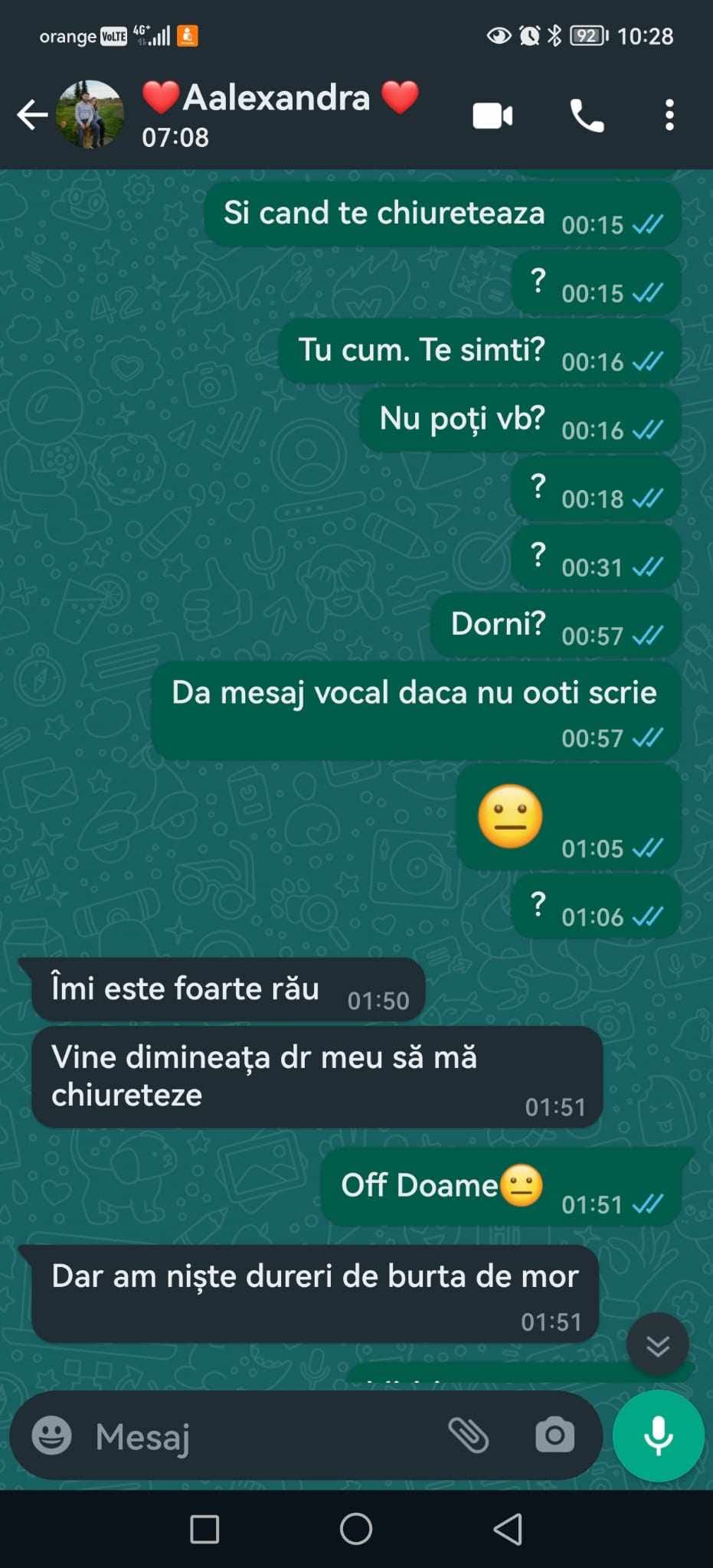 „Nu am aer”. Cum arată mesajele trimise de femeia moartă în maternitatea din Botoșani. Publicate de fratele ei, au devenit simbolul campaniei pentru demiteri