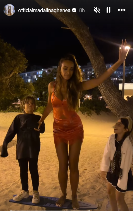 Cum a apărut Mădălina Ghenea pe plajă. Actrița s-a distrat alături de fiica ei până târziu în noapte