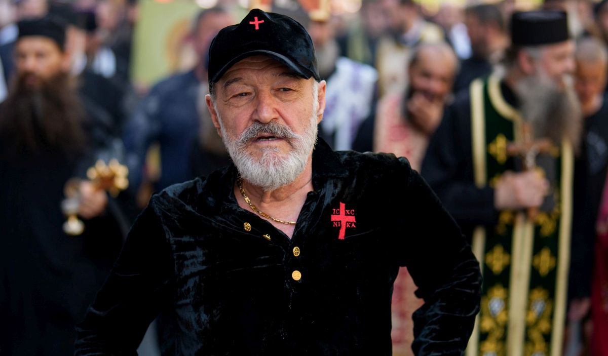 Mihai Bendeac îl ironizează pe Gigi Becali după sfințirea bisericii de 10 milioane de euro din Pipera: „Intri acolo ca la mă-ta pe tarla”
