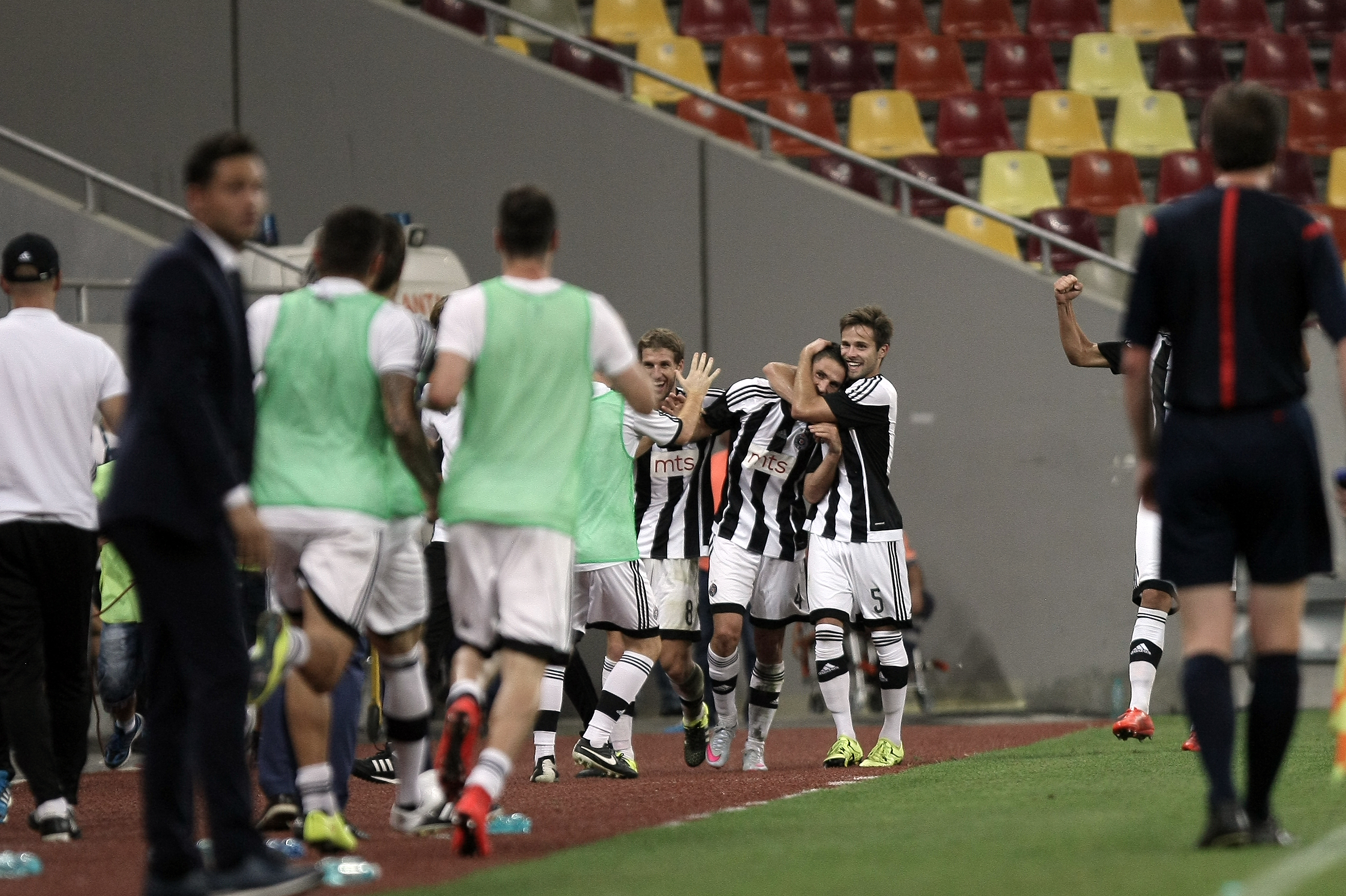 Steaua - Partizan 1-1 (Liga Campionilor, turul III preliminar, prima manșă). Gigi s-a rugat, Varela a egalat, iar calificarea în play-off se decide în infernul de la Belgrad / LIVE BLOG & VIDEO