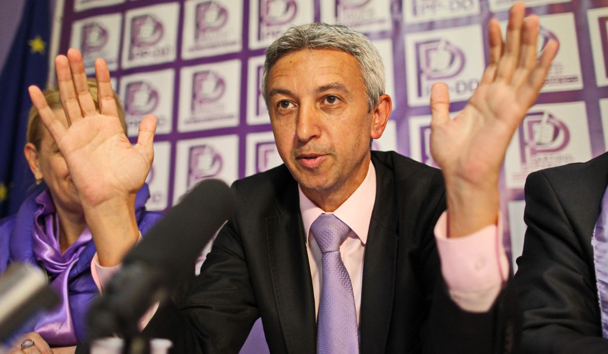 Dan Diaconescu a revenit pe TV după 12 ani de interdicție. Pe ce post are emisiune: „Reîncepem! Acolo îl veți vedea în direct și în reluare”