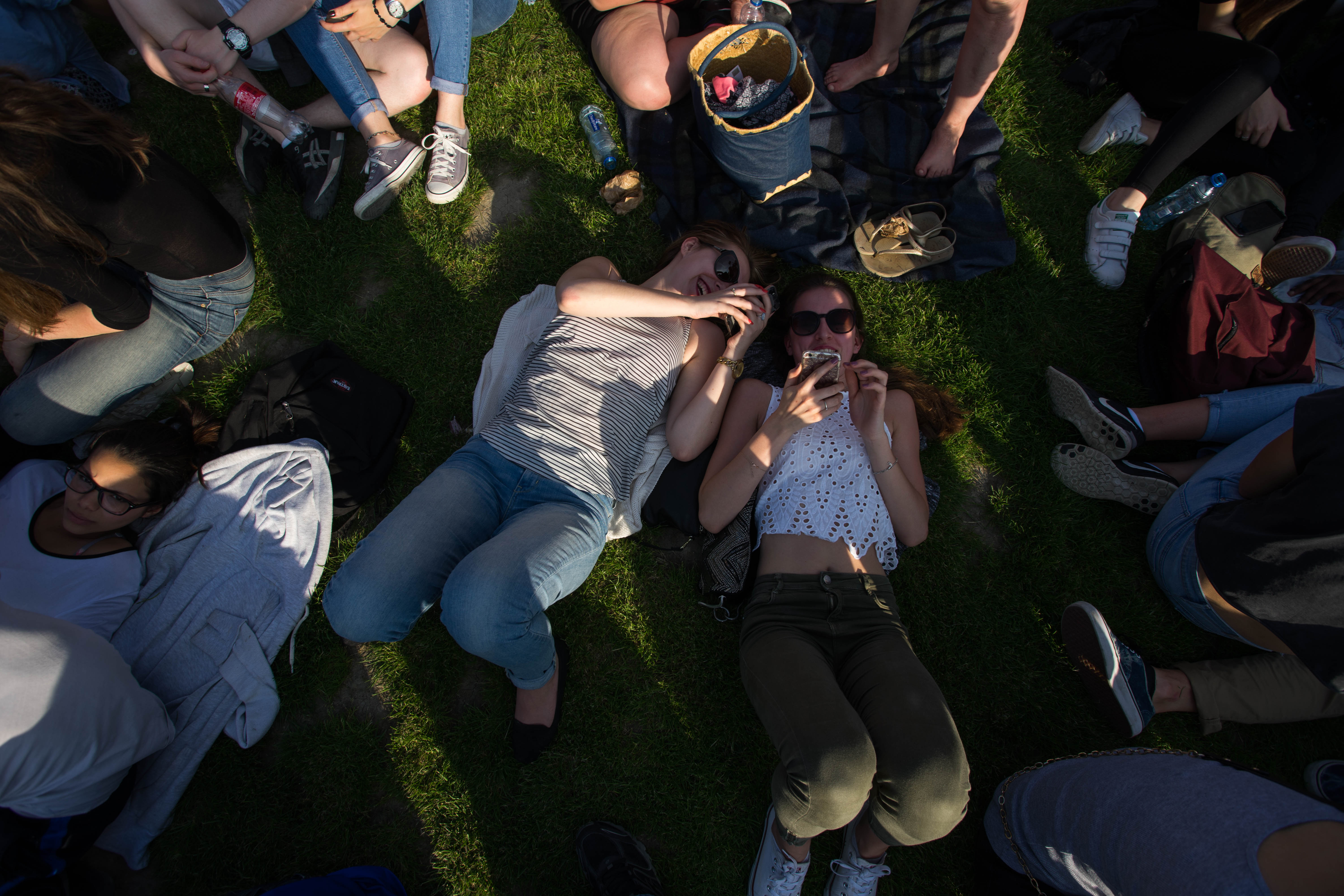 Euro 2016. ”Libertatea” a fost la fan-zonul uriaș din Paris, deschis cu un concert David Guetta, în prezența a zeci de mii de oameni. Securitate strictă / GALERIE FOTO și VIDEO