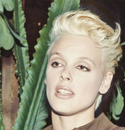 FOTO | Brigitte Nielsen, fosta soție a lui Sylvester Stallone, este însărcinată la 54 de ani. Cum arată vedeta