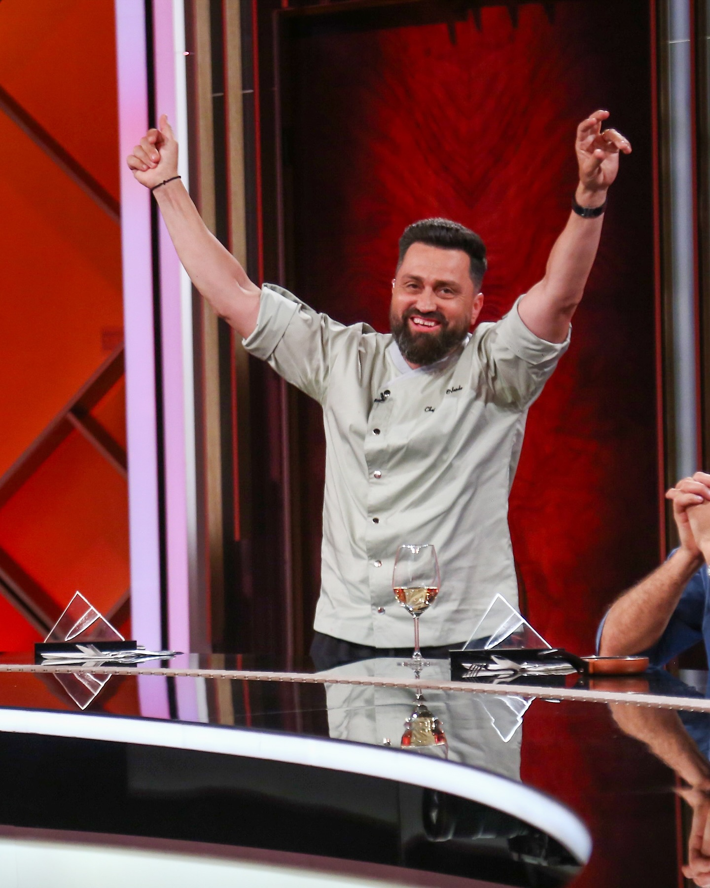 Orlando Zaharia, bucătarul președintelui Traian Băsescu și jurat la „Chef la cuțite”: „Românii știu ce înseamnă fine dining, dar gusturile sunt în schimbare”