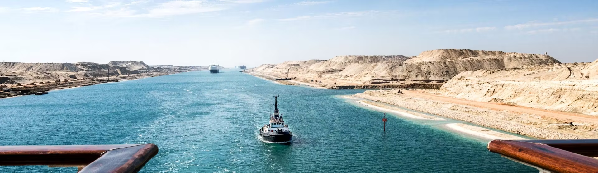 Egypt’s Suez Canal loses around $800 million in monthly revenue due to regional unrest