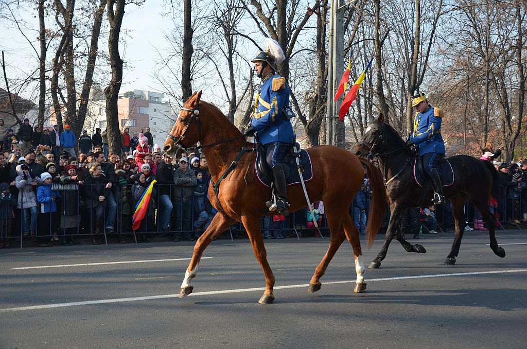 FOTO & VIDEO | Detaşamentul de Cavalerie şi Muzica Militară Reprezentativă a Jandarmeriei Române, la funeraliile Regelui Mihai