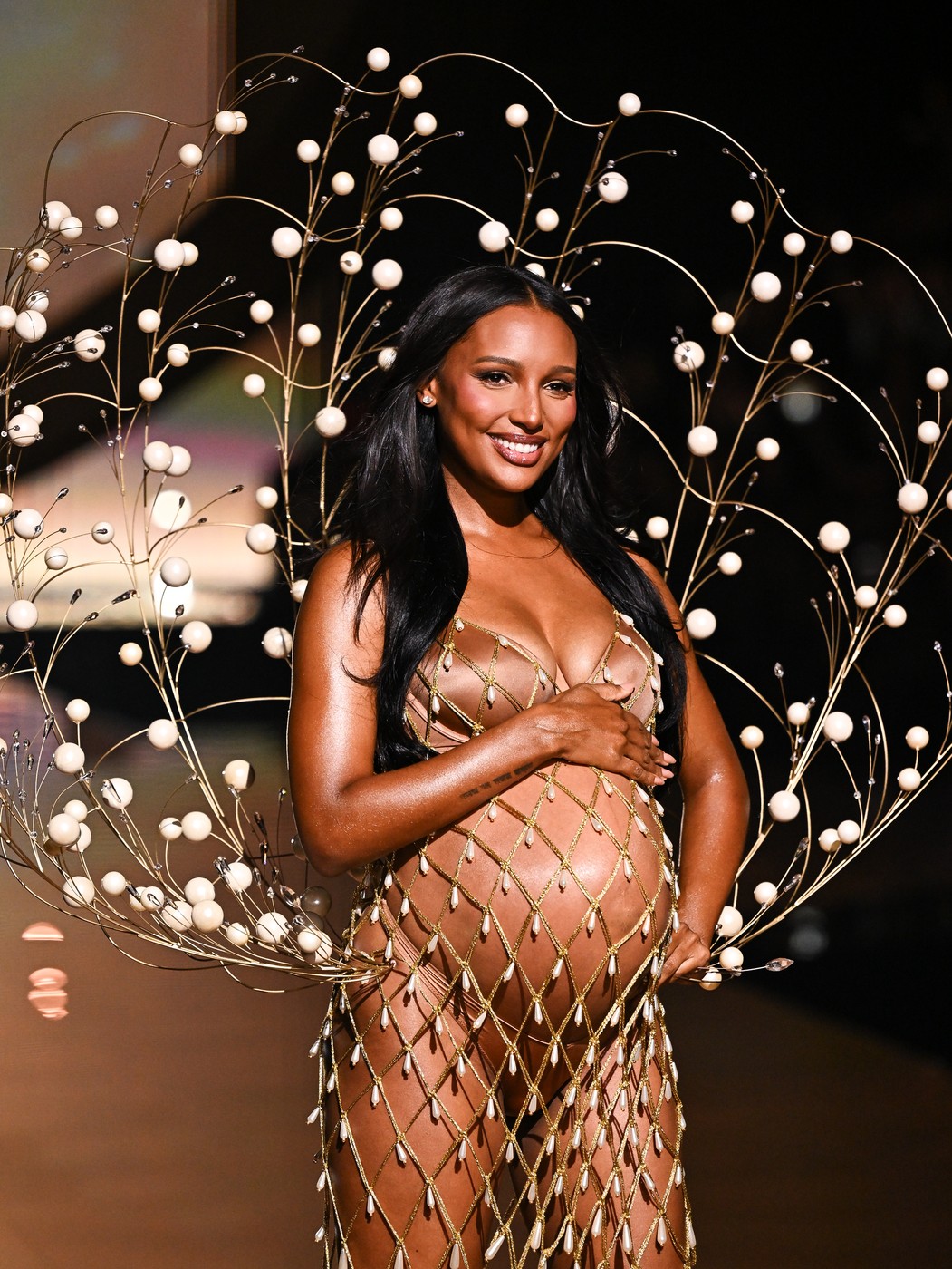 Vedetele care au defilat la Victoria’s Secret Fashion Show 2025. Gigi și Bella Hadid au făcut furori, însă fotomodelul clanului Jenner a lipsit