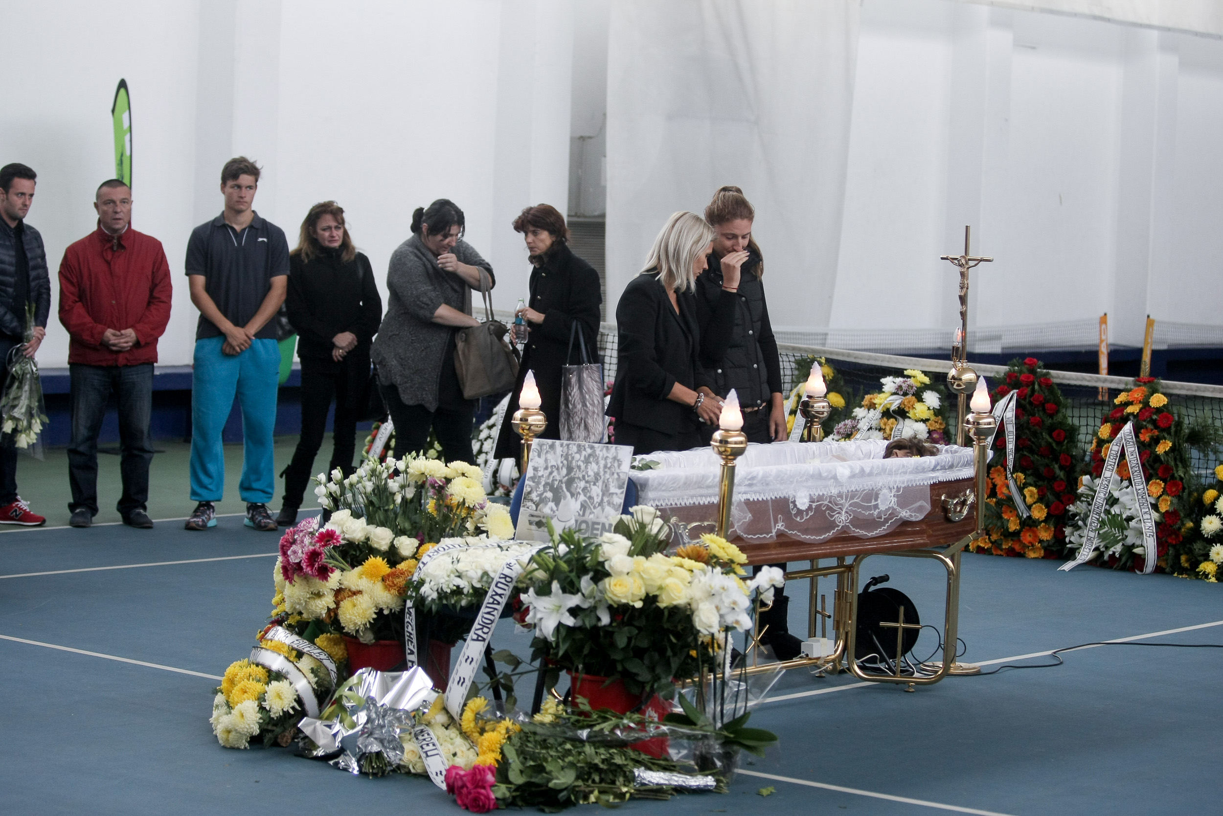 Lumea sportului și-a luat rămas bun de la Florența Mihai, cea care a descoperit-o pe Simona Halep și a antrenat-o pe Irina Begu. ^Mesaje emoționante de la cele două sportive pentru fosta mare jucătoare și antrenoare / FOTO