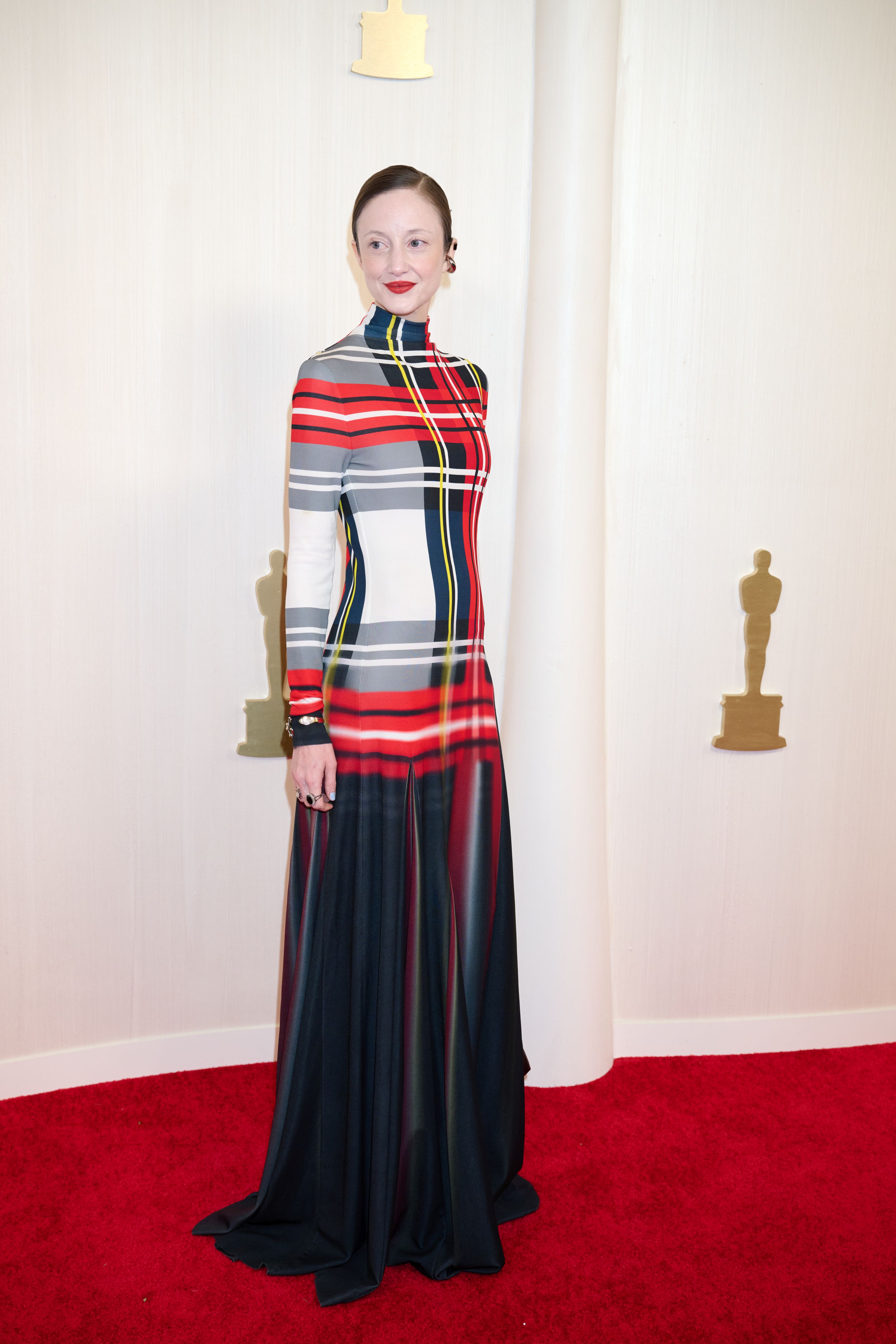 Cele mai frumoase ținute de la Oscar 2024. Carey Mulligan, Eva Longoria, Margot Robbie și Zendaya, în topul favoritelor